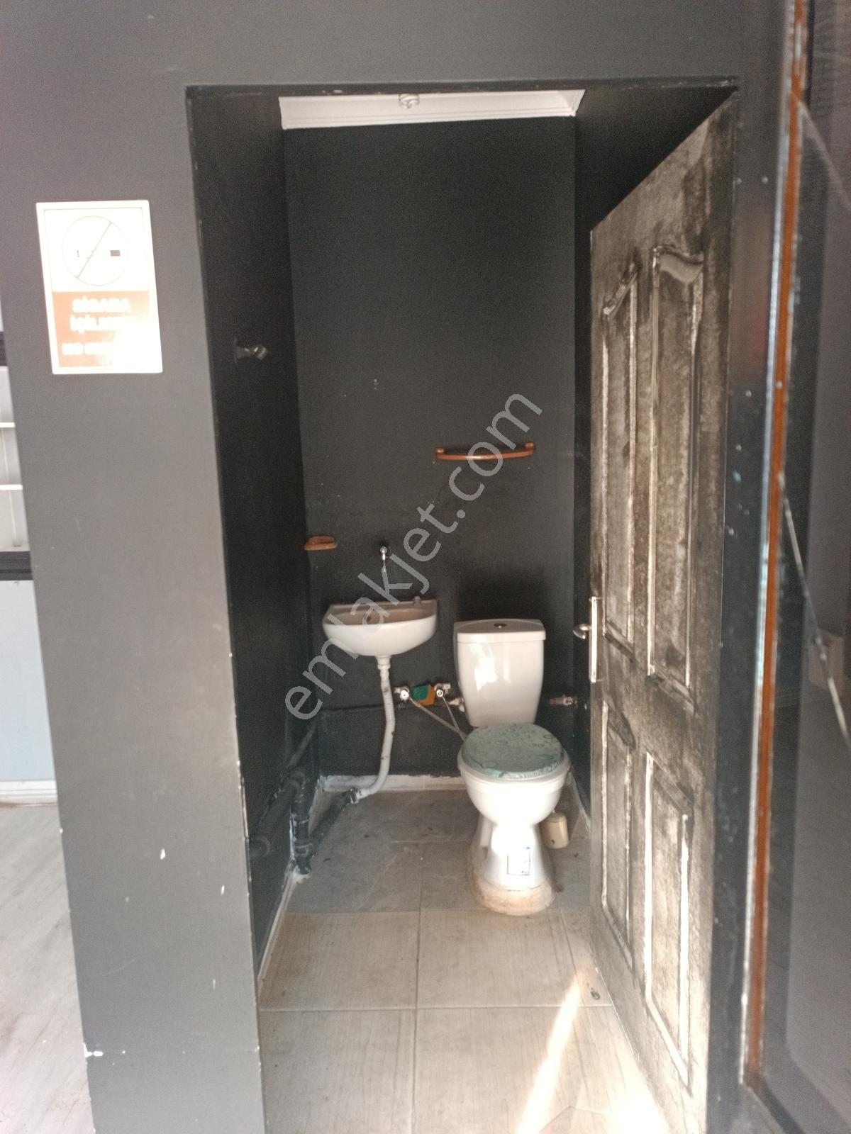 **konuksever Mah..işlek Konumda 30m2 Kiralık Dükkan** - Görsel 5