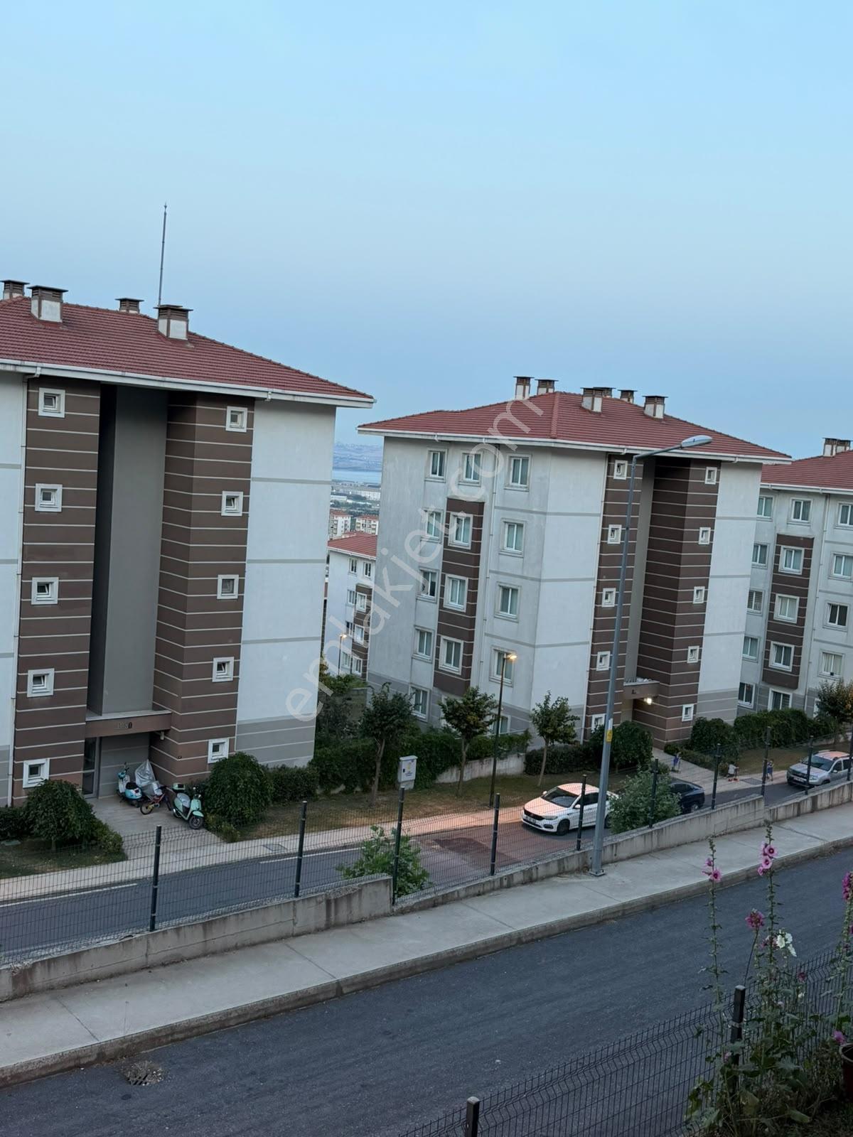 Çatalca Ferhatpaşa'da Akasya Sitesinde 2+1 Satılık Daire - Görsel 9