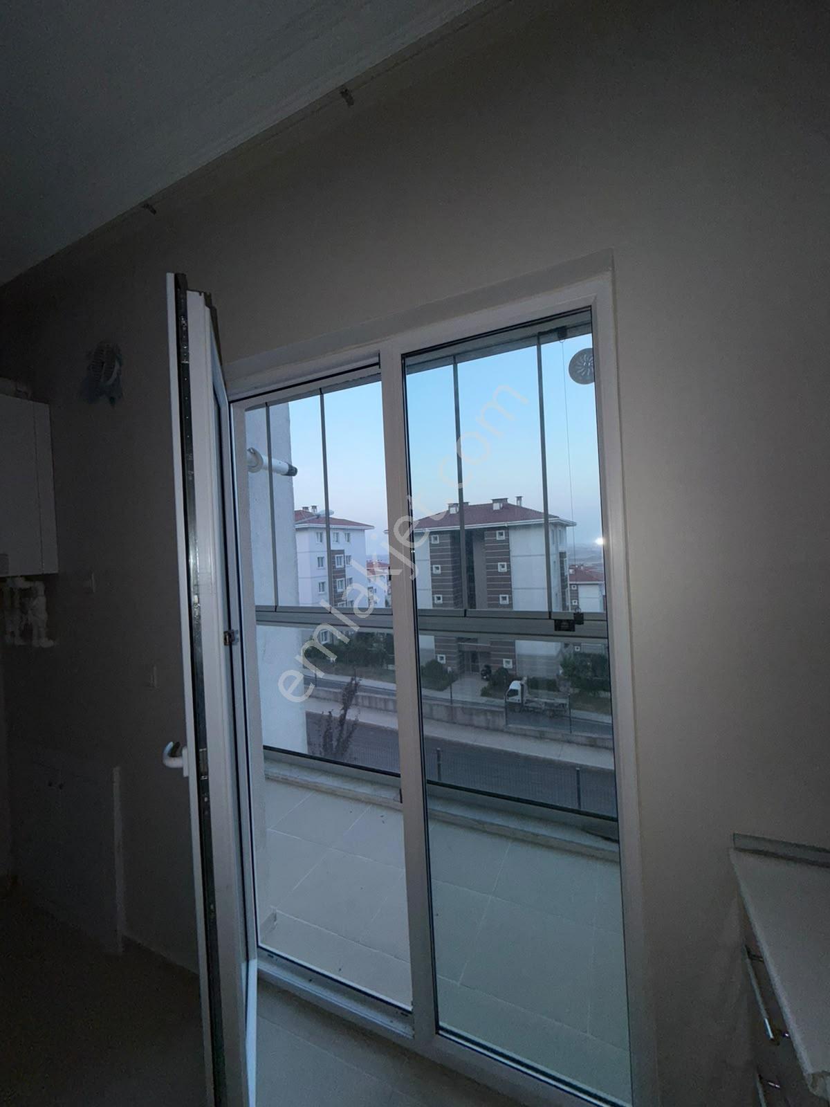 Çatalca Ferhatpaşa'da Akasya Sitesinde 2+1 Satılık Daire - Görsel 14