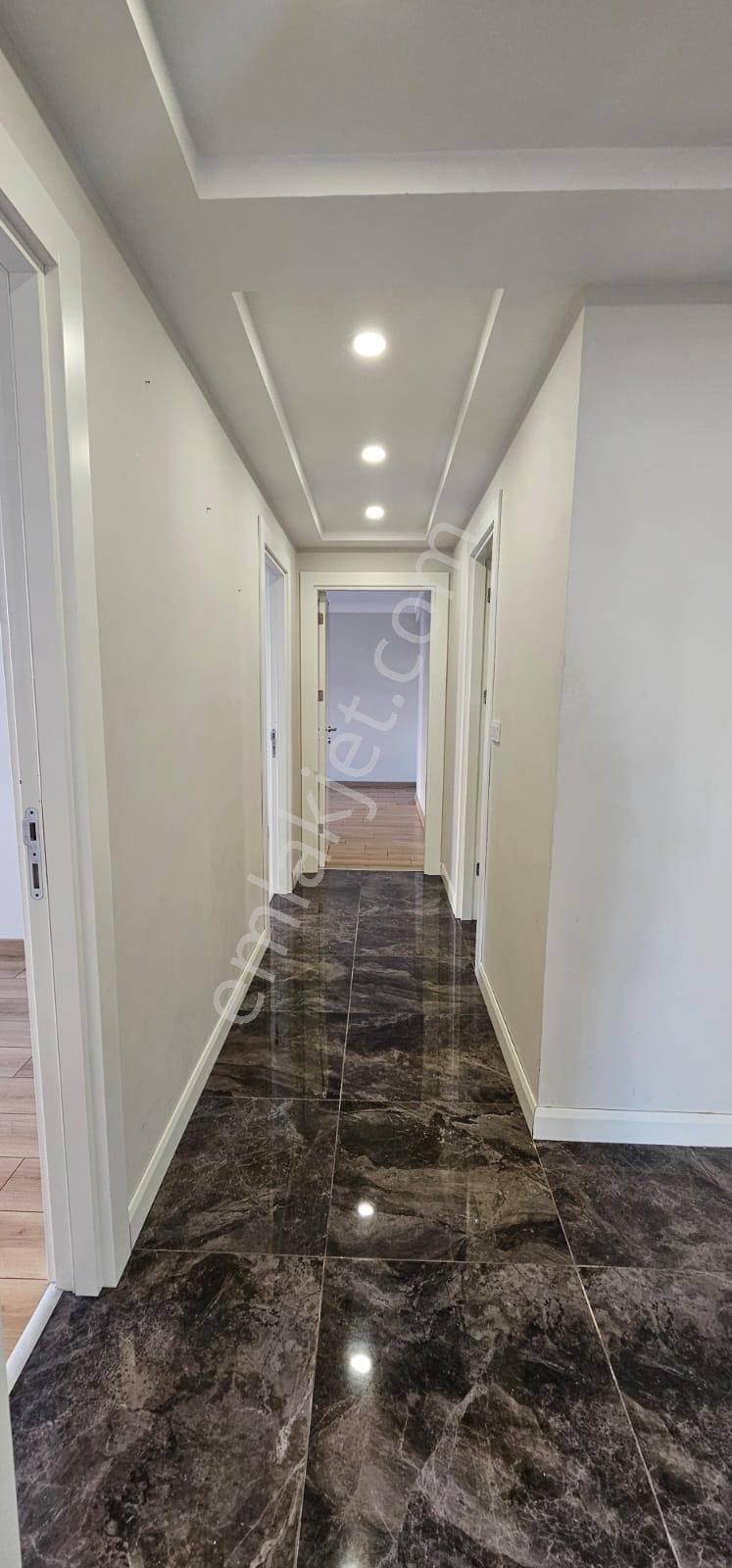 Altayçeşme Evinpark Tepe Ebeveyn Banyolu Kapalı Otoparklı 3+1 - Görsel 33