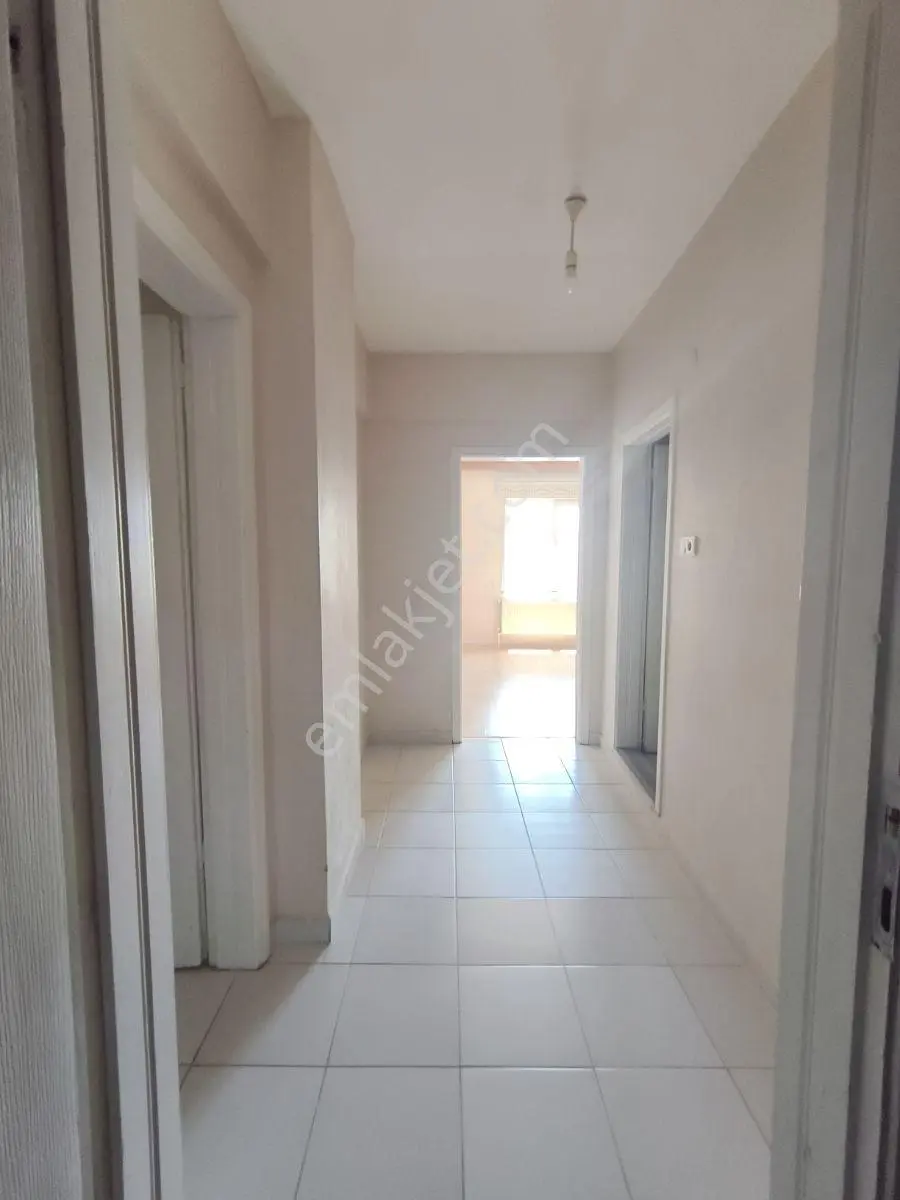 2+1 Çan Merkezde Geniş Ve Kullanışlı Daire - Görsel 2