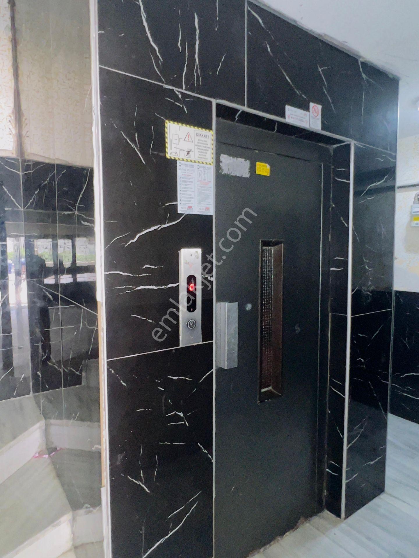 İstanbul Sancaktepe Mevlana Mah Kiralık 3+1 Daire 130 M2 - Görsel 27