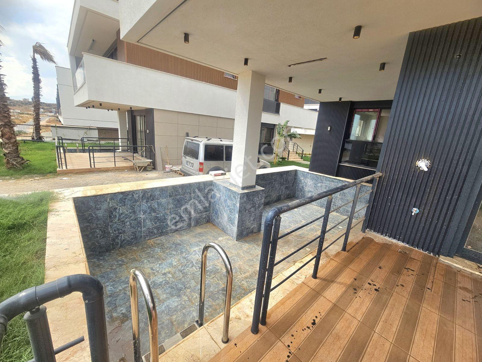 Kemerağzı'nda Lüks 4+1 Satılık Mustakil Villa - Görsel 19