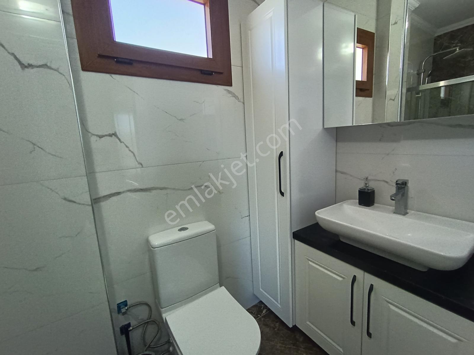 Davutlar'da Çok Özellikli 160 M2 Eşyalı Satılık 4+1 Lüks Villa - Görsel 16