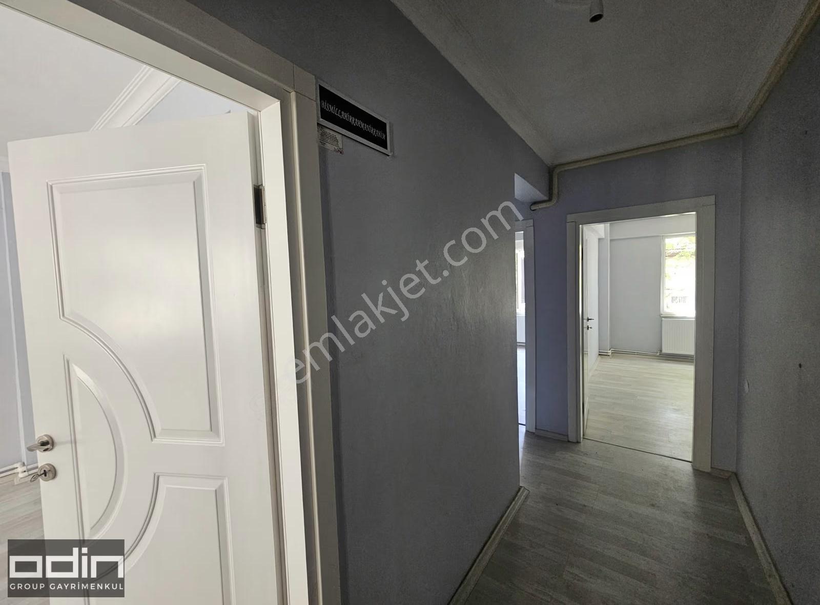 Edremit Tuzcumurat Mahallesi'nde Kiralık 2+1 Daire - Görsel 17
