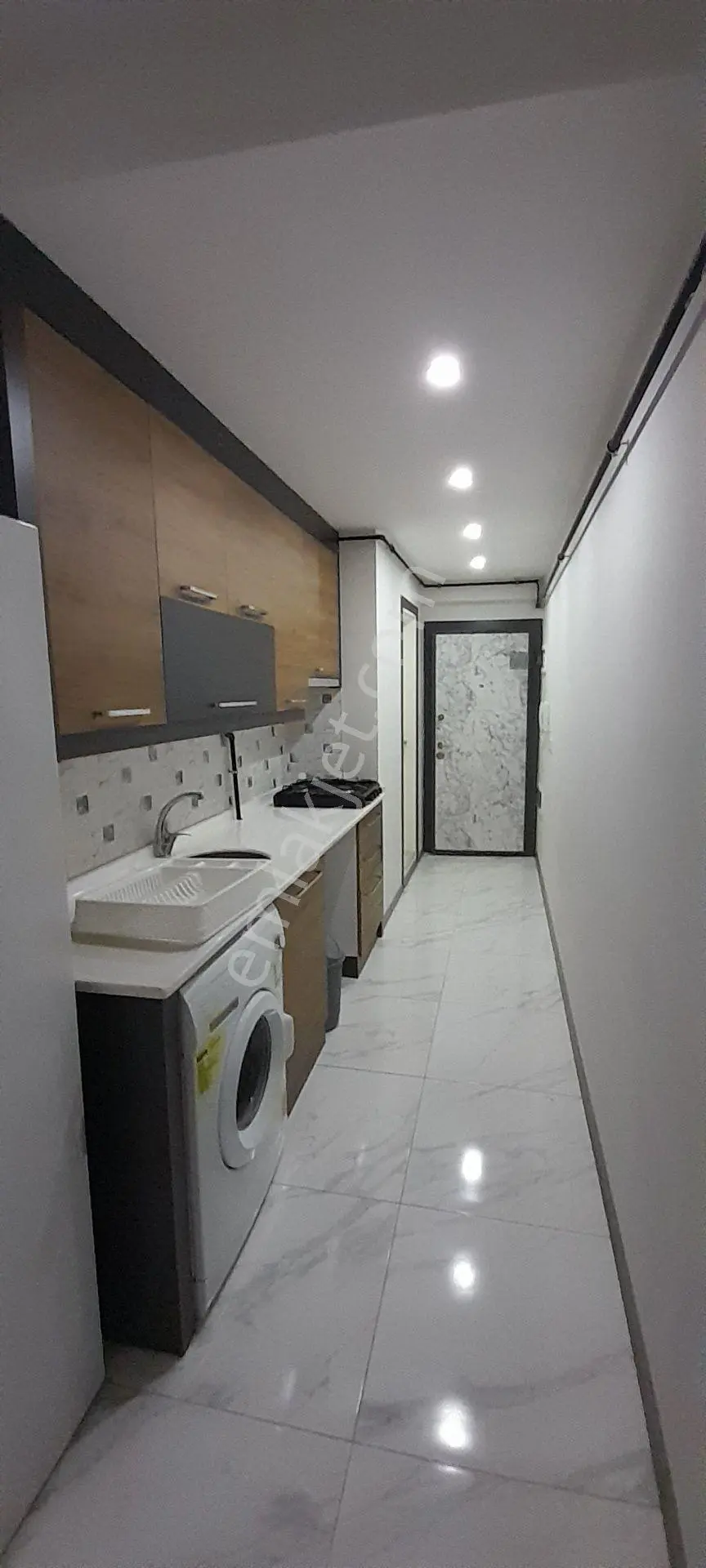 Ender Uysal Gayrimenkulden İncilipınar Parkına Çok Yakın Satılık 1+1 Geniş Apart... - Görsel 5