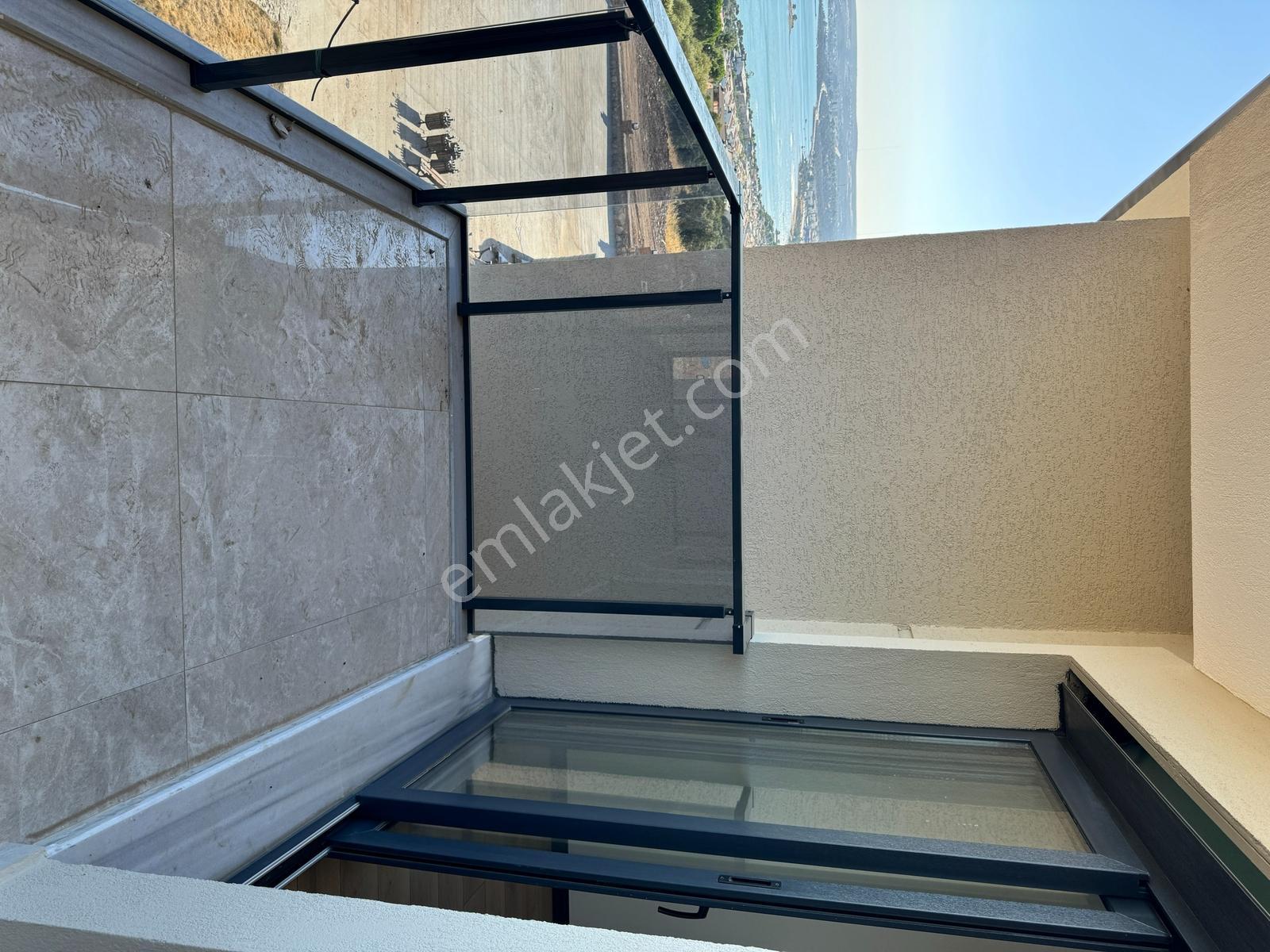 Didim Akbükte Muhteşem Manzaralı Havuzlu Sitede 1+1 Daire - Görsel 10