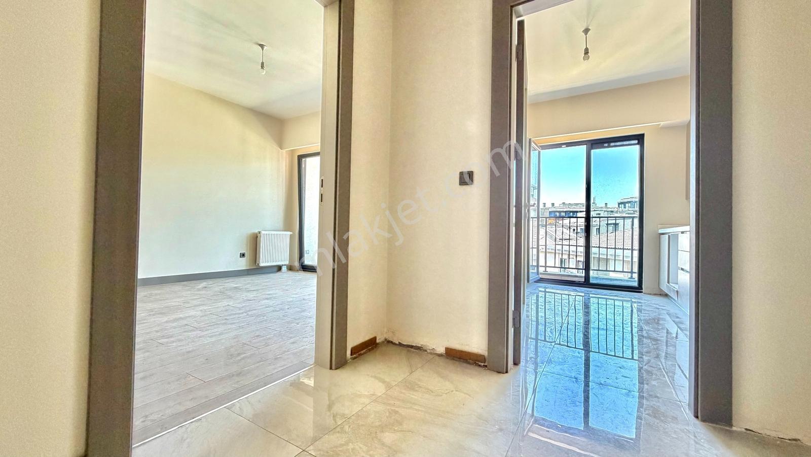İlka'dan Emlak Konutları 2+1 Kiralık Daire Otoparklı Asansörlü - Görsel 19