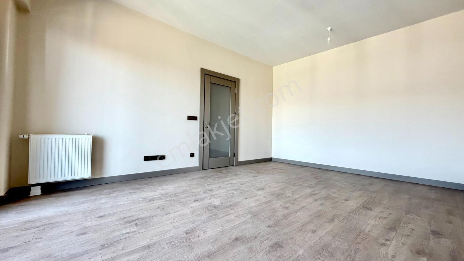 İlka'dan Emlak Konutları 2+1 Kiralık Daire Otoparklı Asansörlü - Görsel 4