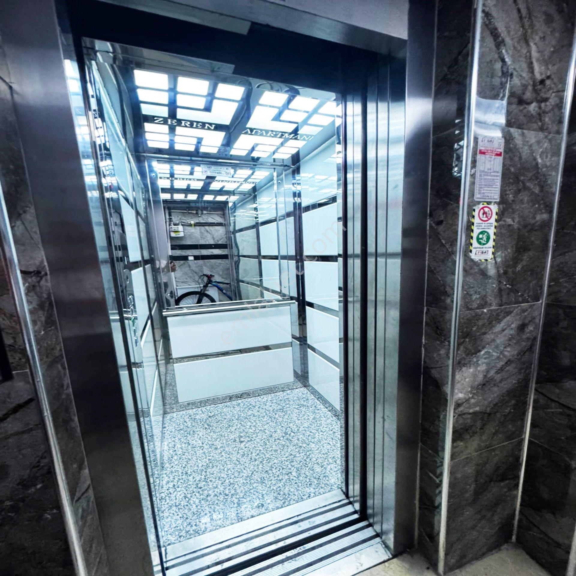 Metrobüse Yürüme Mesafesinde Katılım Evlerine Uygun Acil Satılık Daire - Görsel 13