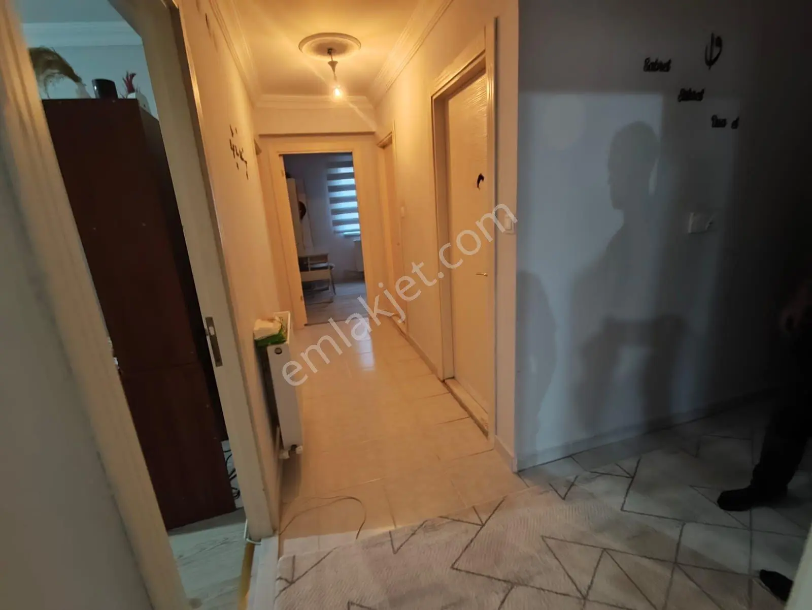 Yılmaz Gayrımenkulden Kıralık 1 Kat On Cep 130 Metre Kare Ful Yapılı Kıra 27 Bın - Görsel 31