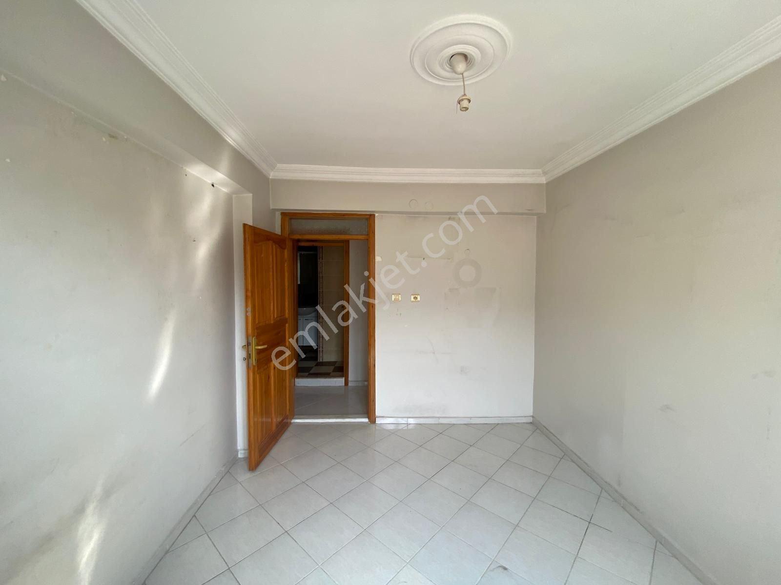 İsmetpaşa Mahallesinde 3+1 Arakat Kiralık Daire - Görsel 9