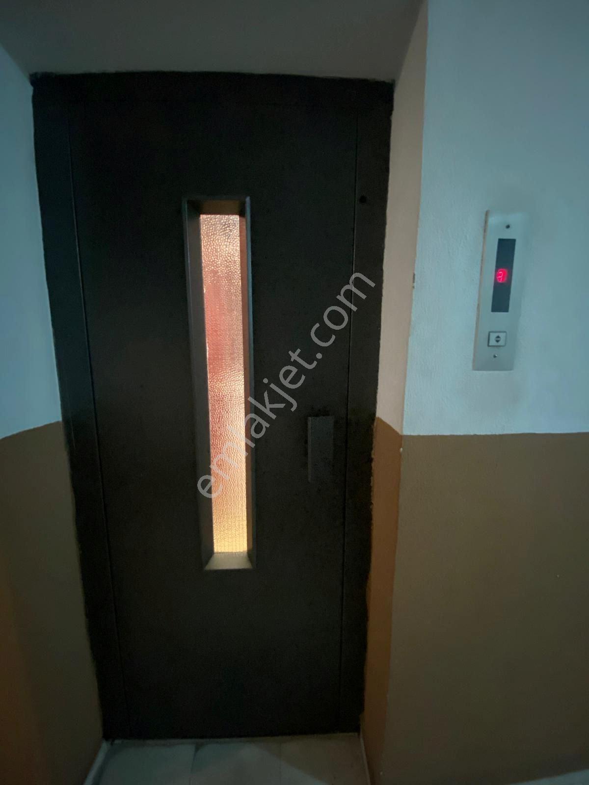İsmetpaşa Mahallesinde 3+1 Arakat Kiralık Daire - Görsel 17