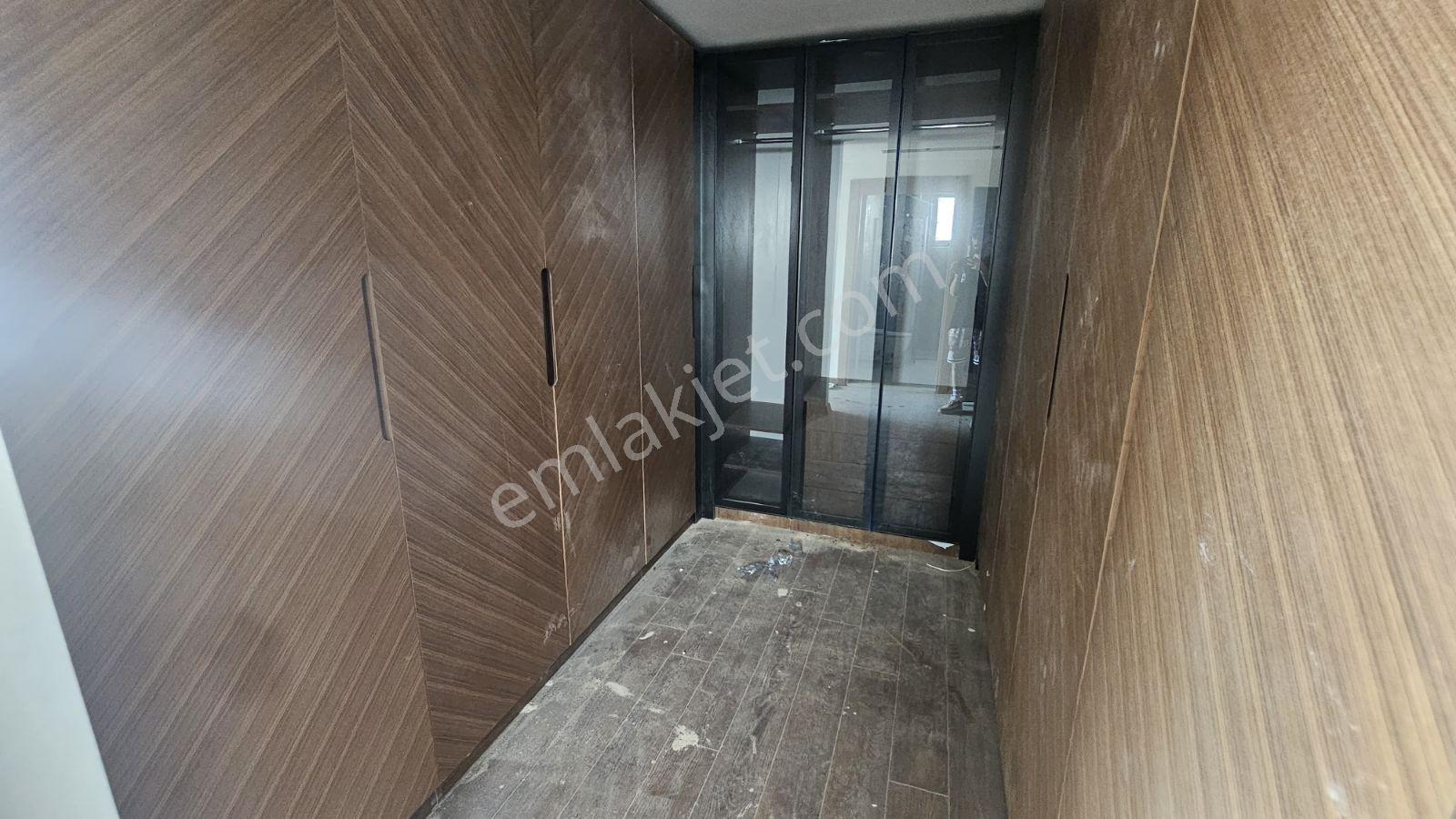 Kemerağzı'nda Lüks 4+1 Mustakil Havuzlu Satılık Villa - Görsel 14