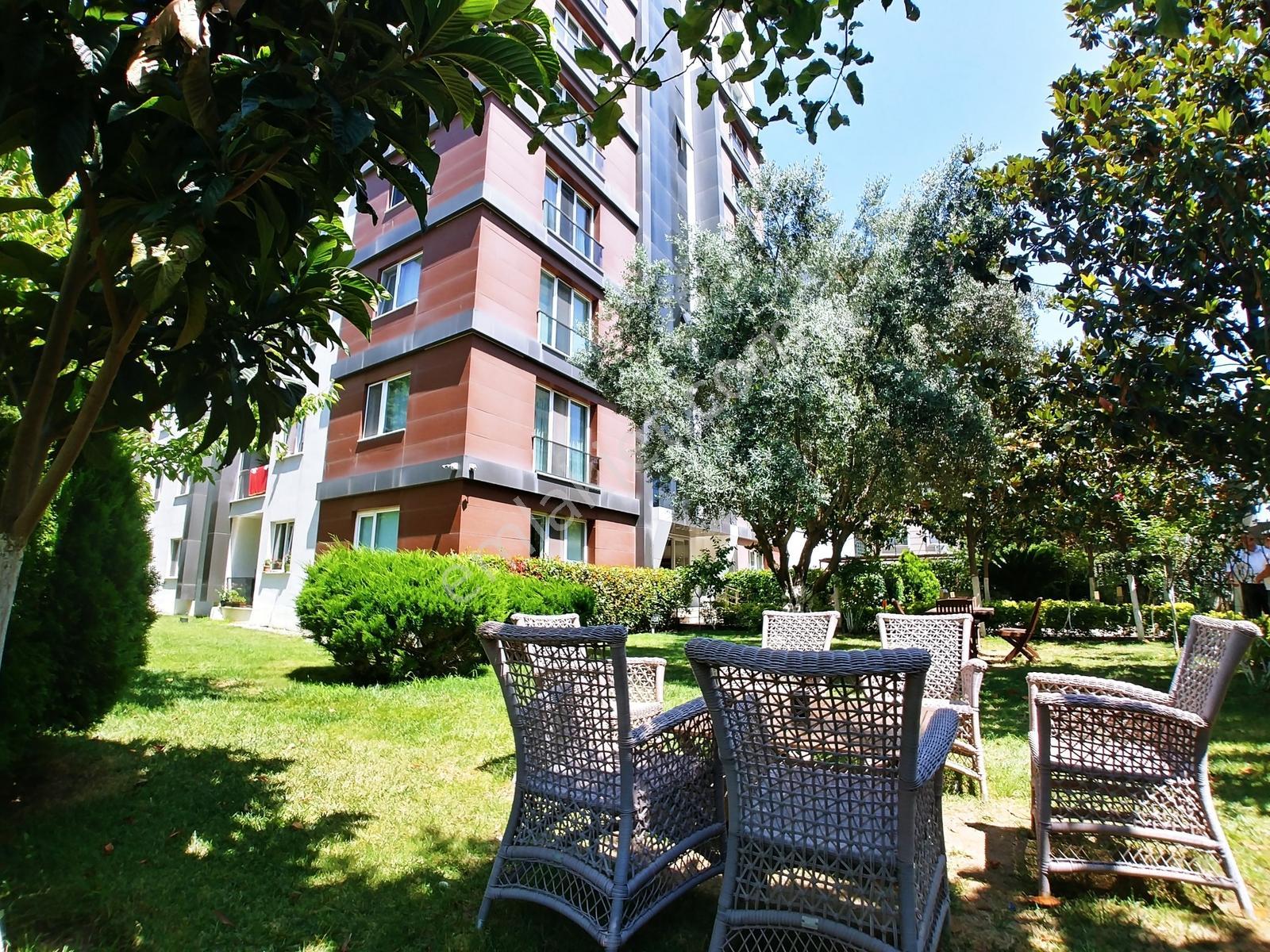 Adress Life Villa Tadında Sitenin Bahçesine Hakim Güney Cephe