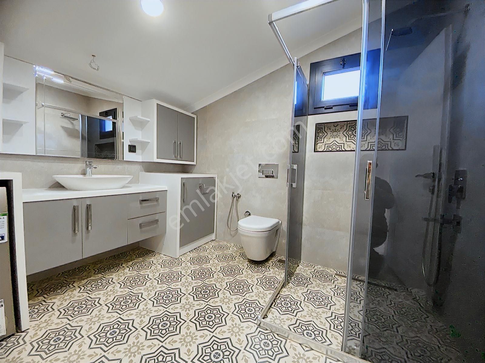 Akbükte Tam Müstakil Full Eşyalı 4+1 Havuzlu Villa - Görsel 24