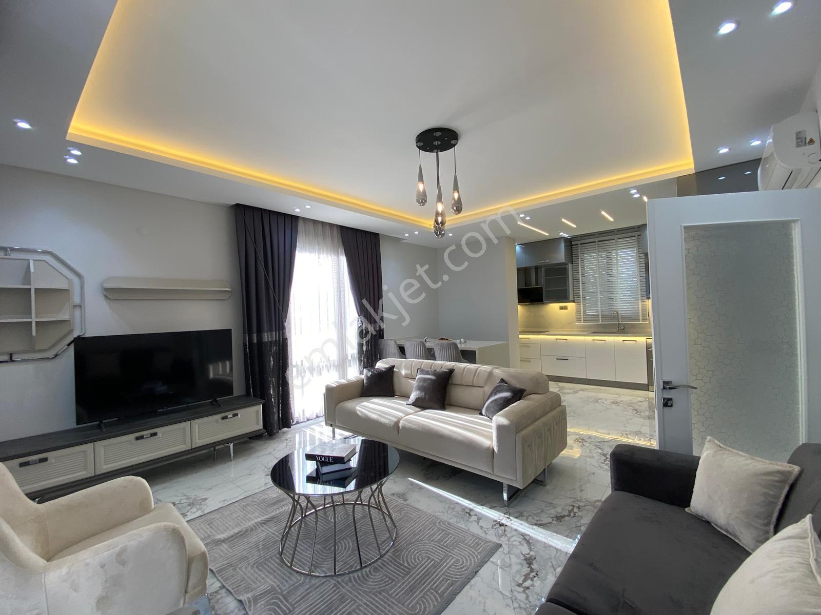 Akbükte Tam Müstakil Full Eşyalı 4+1 Havuzlu Villa - Görsel 19