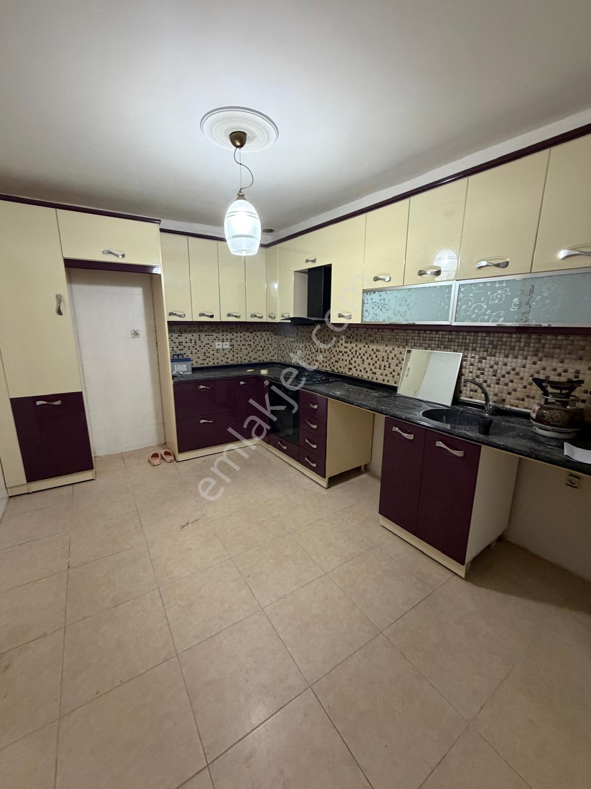 Demetten 2+1 Kapalı Mutfak Balkon Arakat Kiralık Daire...