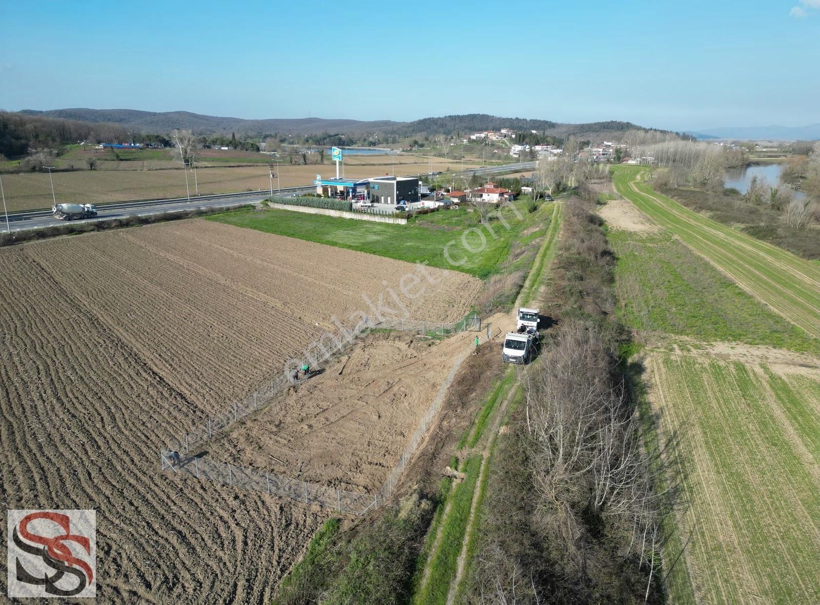 Hobi Bahçesi Arayanlara Etrafı Tel Çit İle Çevirili 420 M² Tarla - Görsel 16