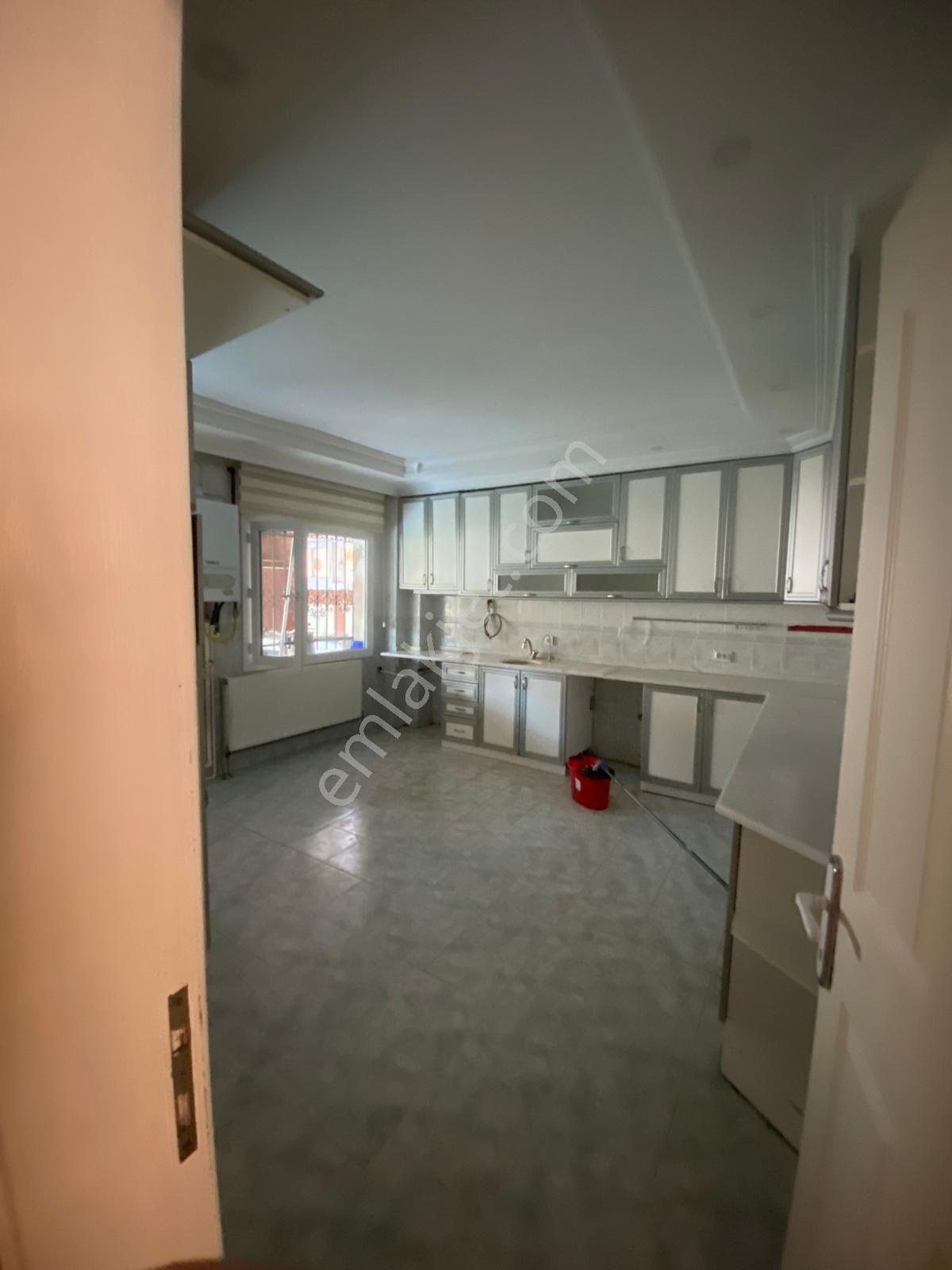 Ergenekon'da Harika Konum 5+1 Müstakil Satılık Villa - Görsel 14