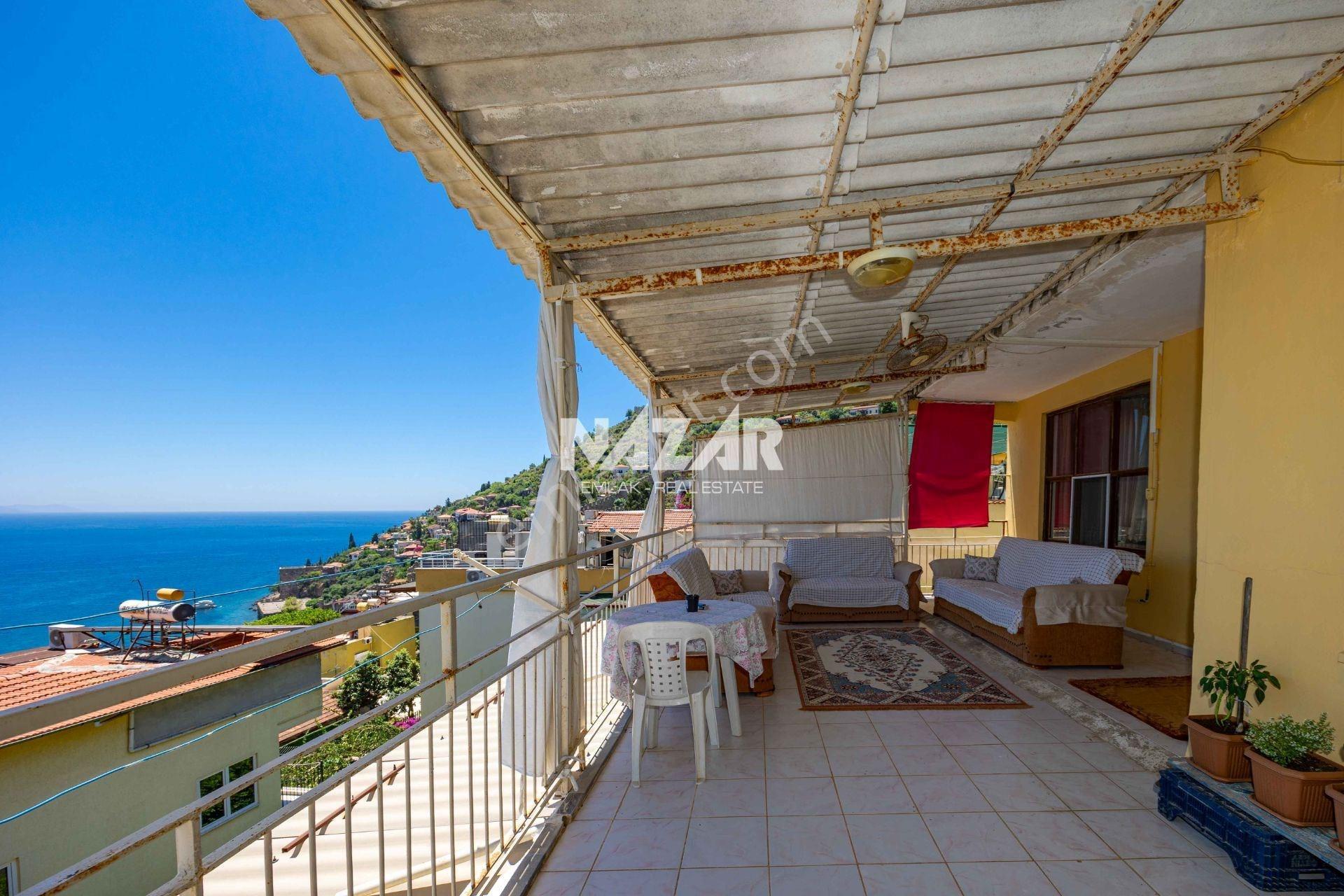 Alanya Merkez Çarşı Mahallesi’nde Manzaralı 3 Katlı Bina - Görsel 11