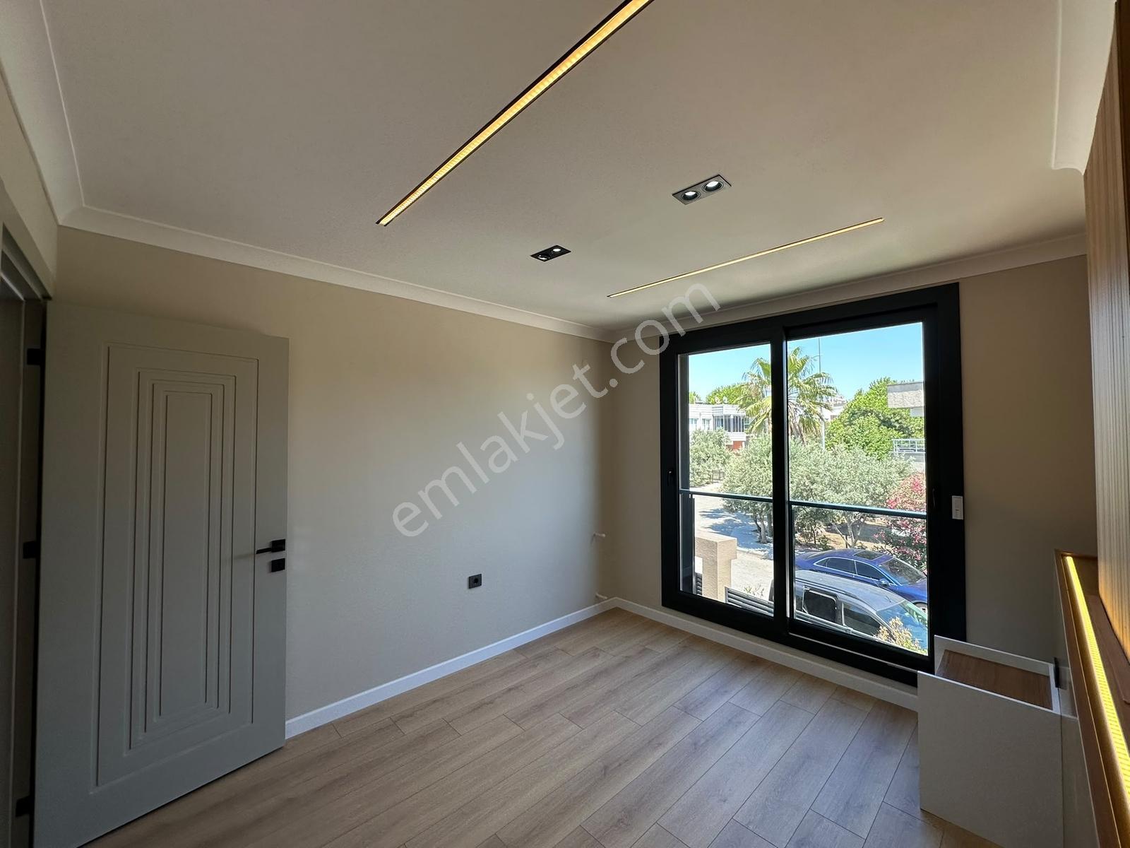 Didim Villalar Bölgesinde Lüks 4+1 Havuzlu Villa - Görsel 17