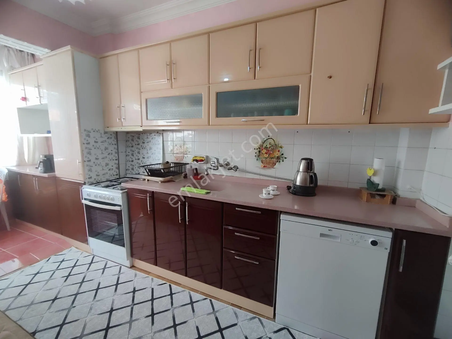 Kardeşten Akçay Salı Pazarı Civarı Denize 300 Mt. Geniş 2+1 Daire - Görsel 7