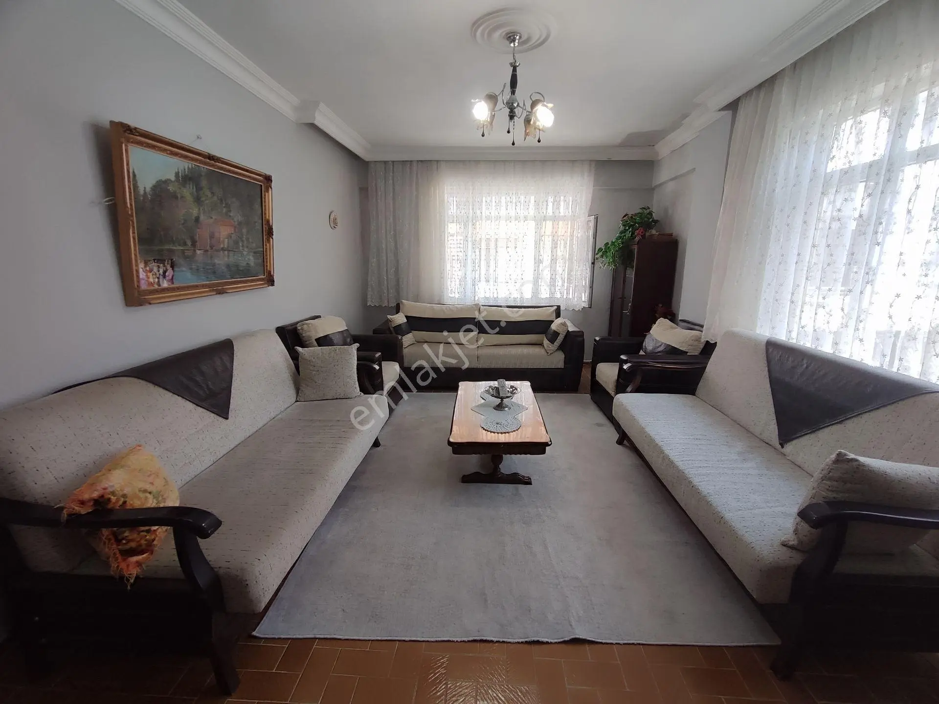 Kardeşten Akçay Salı Pazarı Civarı Denize 300 Mt. Geniş 2+1 Daire - Görsel 10