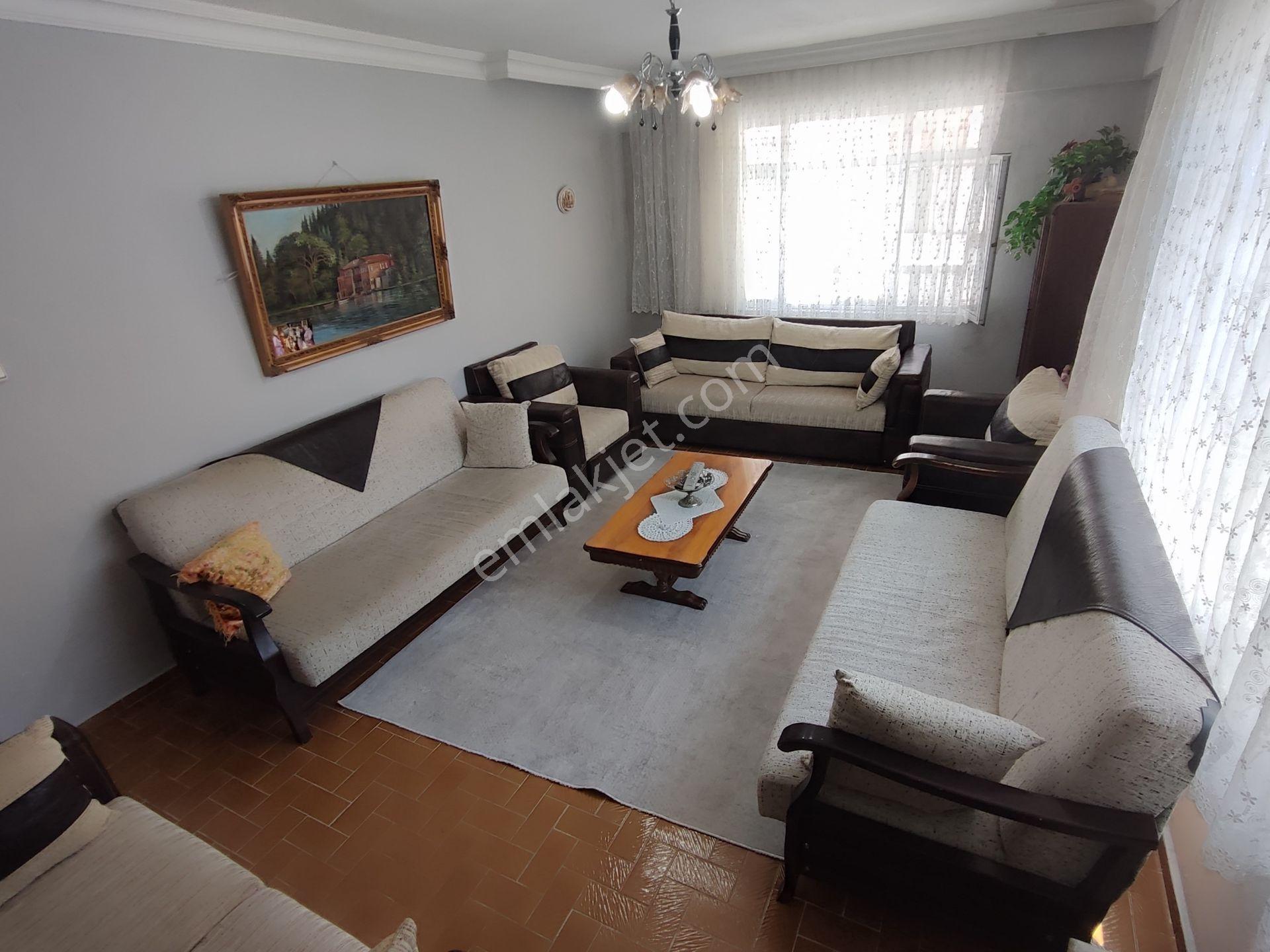 Kardeşten Akçay Salı Pazarı Civarı Denize 300 Mt. Geniş 2+1 Daire - Görsel 14