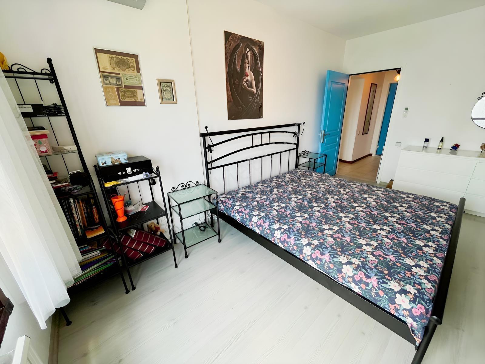Karşıyaka Mavişehir Deniz Manzaralı Dubleks Daire - Görsel 9