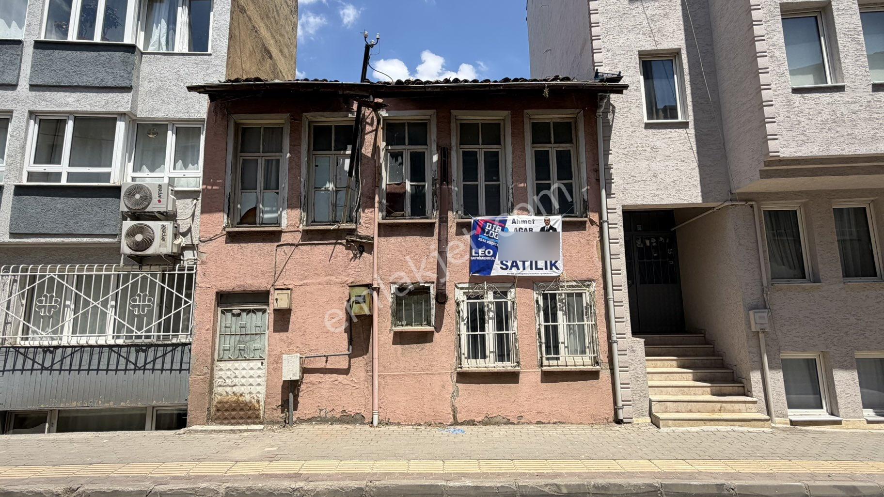 Dialog Leo’dan Pınarbaşı Cad. Cephe Satılık 2 Katlı Müstakil Ev