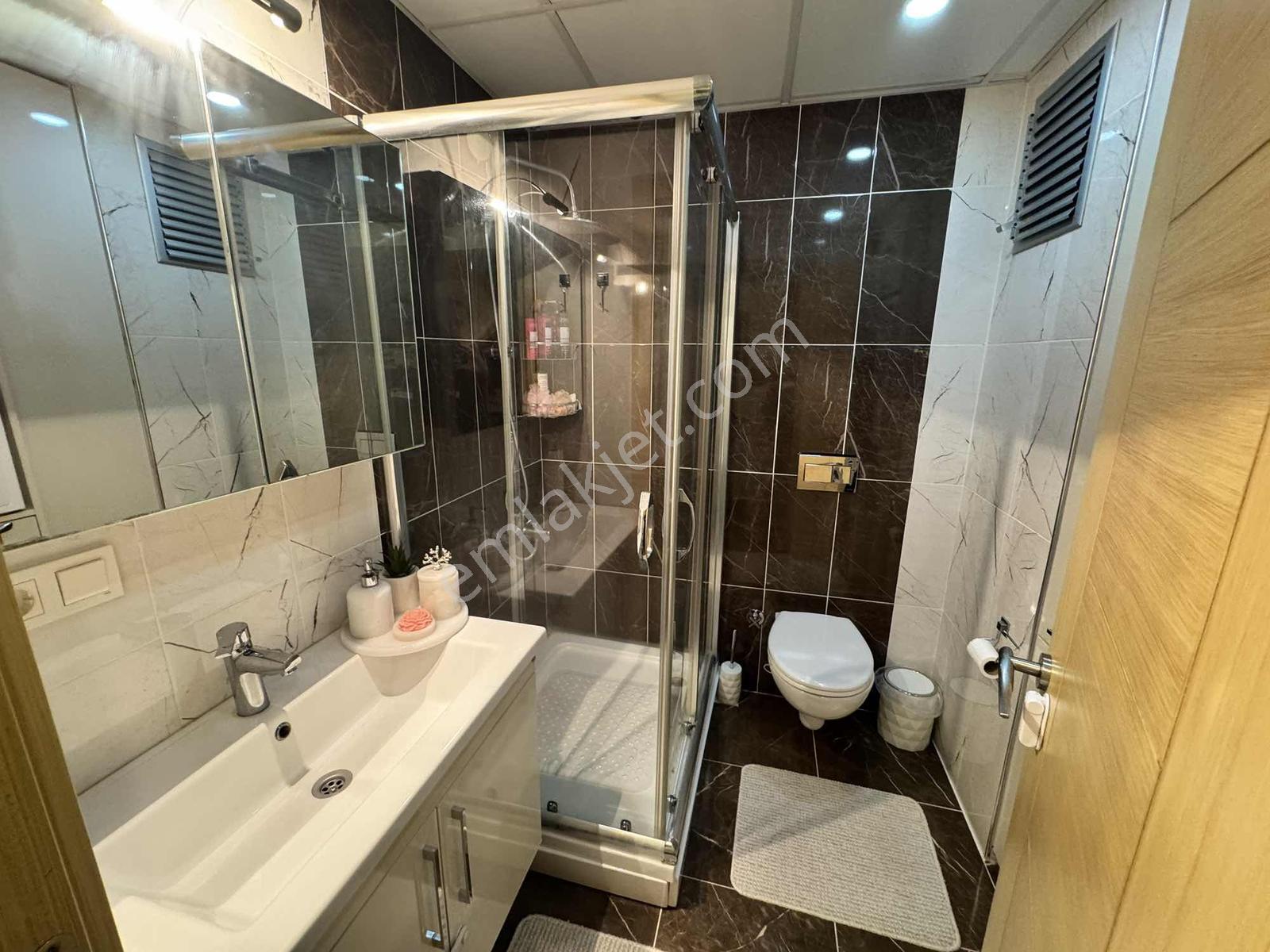 Çağlayan Vatan Caddesi Üzeri Otoparklı Kiralık 2+1 Eşyasız Daire - Görsel 18