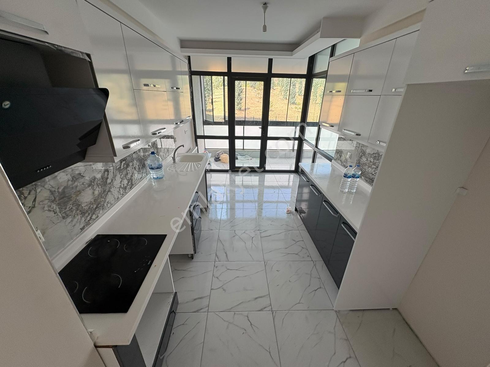 Emlak Danışmanım'dan║geniş Balkonlu║full Yapılı║116m²║ 2+1 Daire