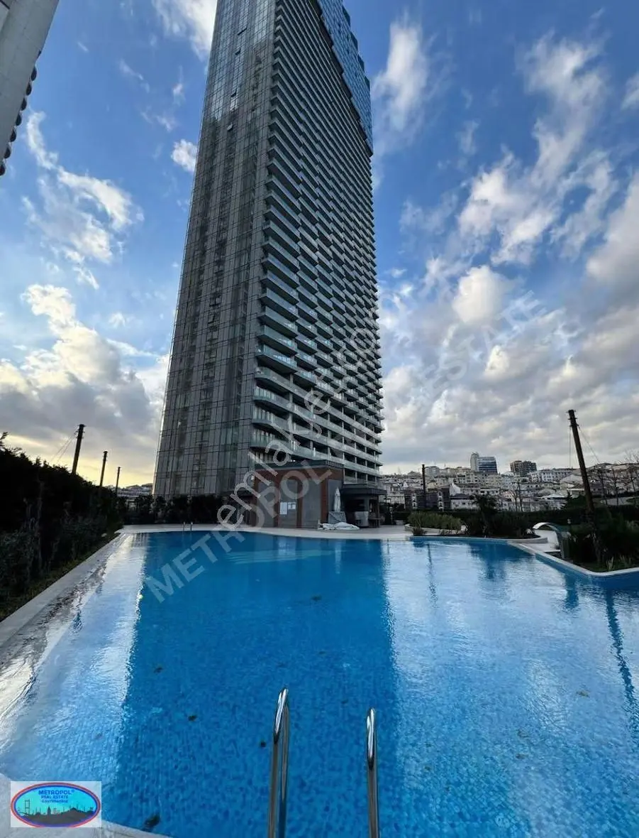 Sinpaş Queen Bomontide 42.katta Eşyalı Kiralık 1+0 Stüdyo Daire
