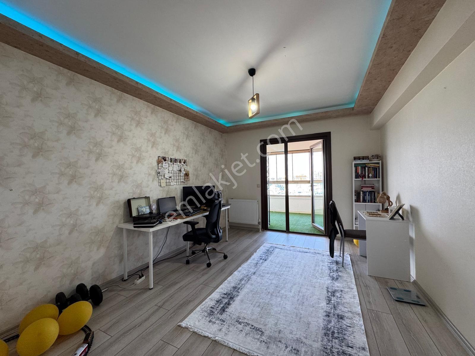 Nam-ak Emlak'tan Hastane Yakını Güney C. 11.kat 4+1 Site Dairesi - Görsel 19