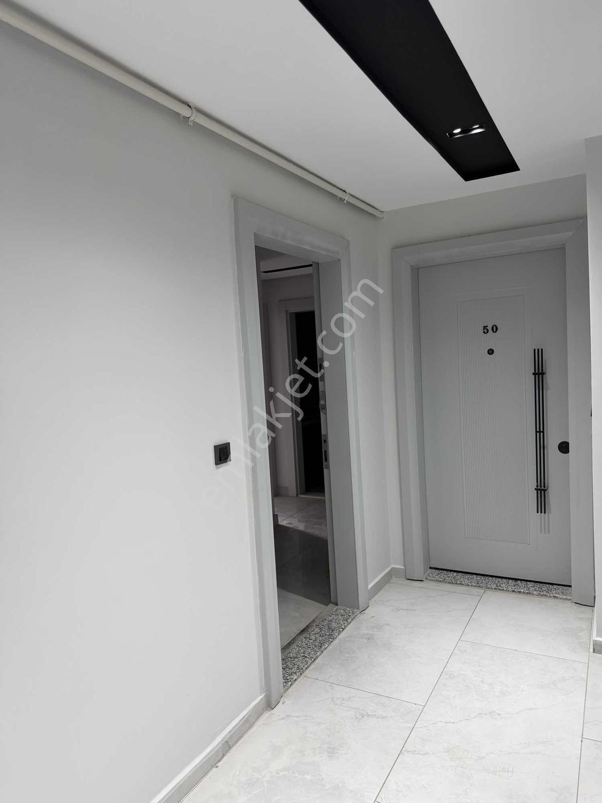 Arnavutköy Merkez Mah Kiralık 2 + 1 Ara Kat Daire - Görsel 33