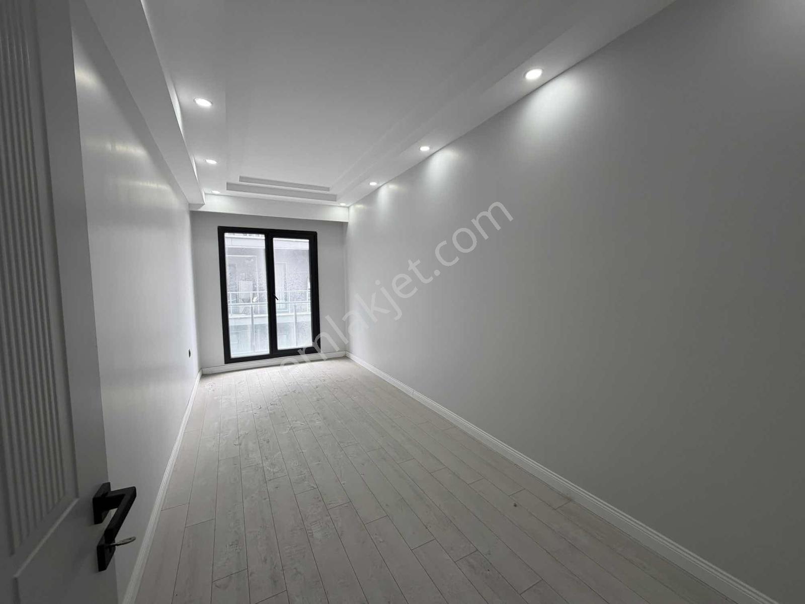 Arnavutköy Merkez Mah Kiralık 2 + 1 Ara Kat Daire - Görsel 26