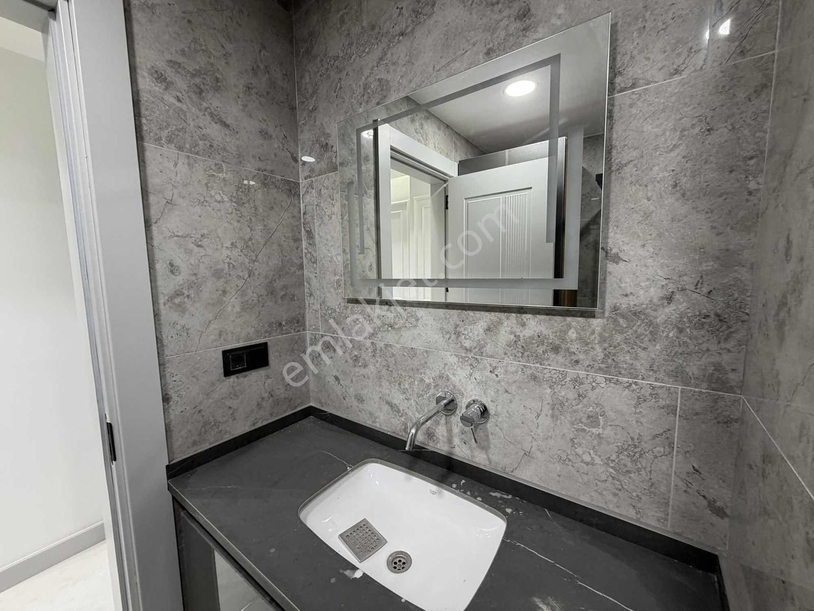 Arnavutköy Merkez Mah Kiralık 2 + 1 Ara Kat Daire - Görsel 19
