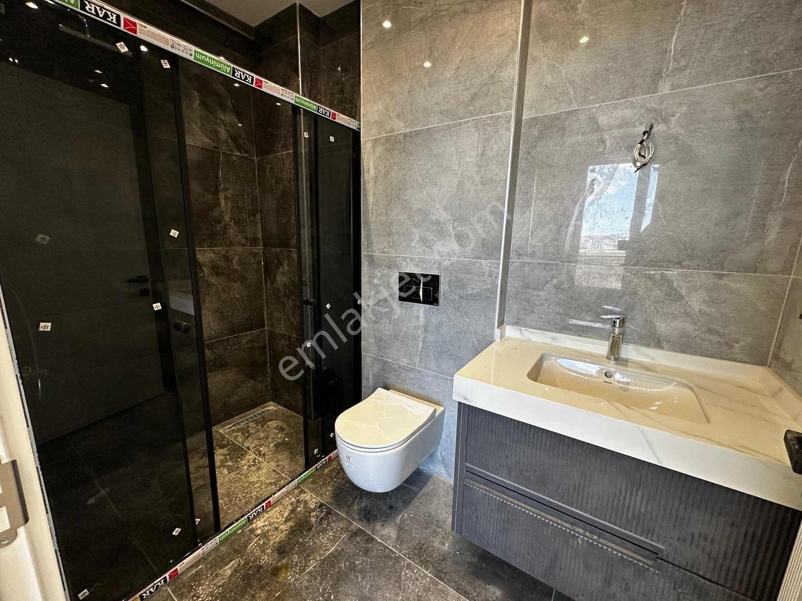Asrın Emlak'tan Esenyurt Mh.site İçi Satılık 5+1 Yapılı Villa - Görsel 15