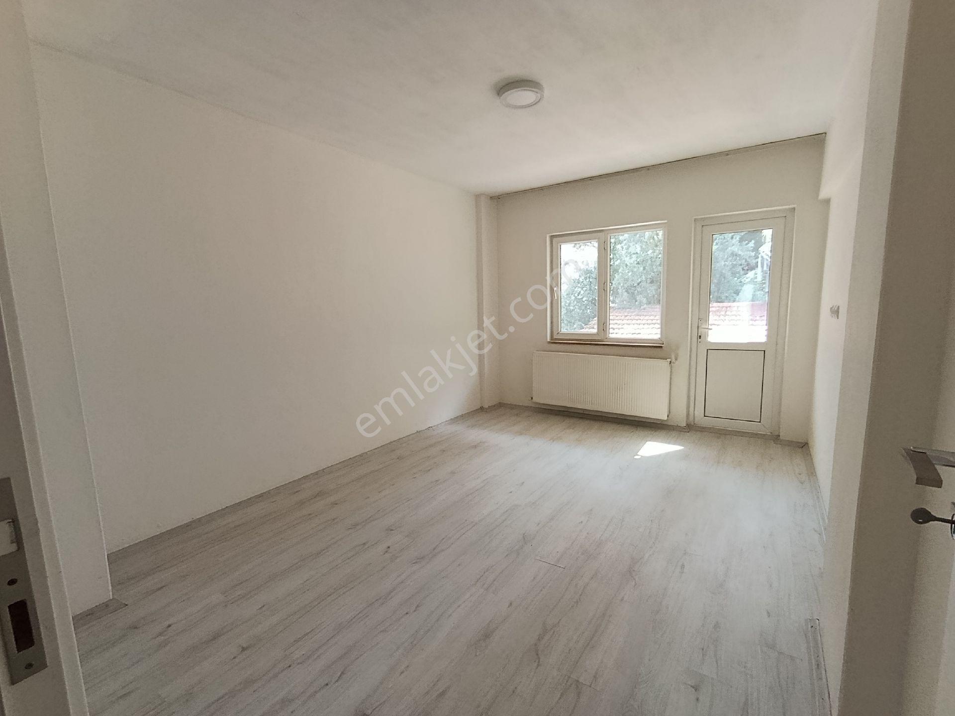 Denizli Kaynarca'da Müstakil Tadında 3+1 Kiralık Ara Kat Daire - Görsel 8