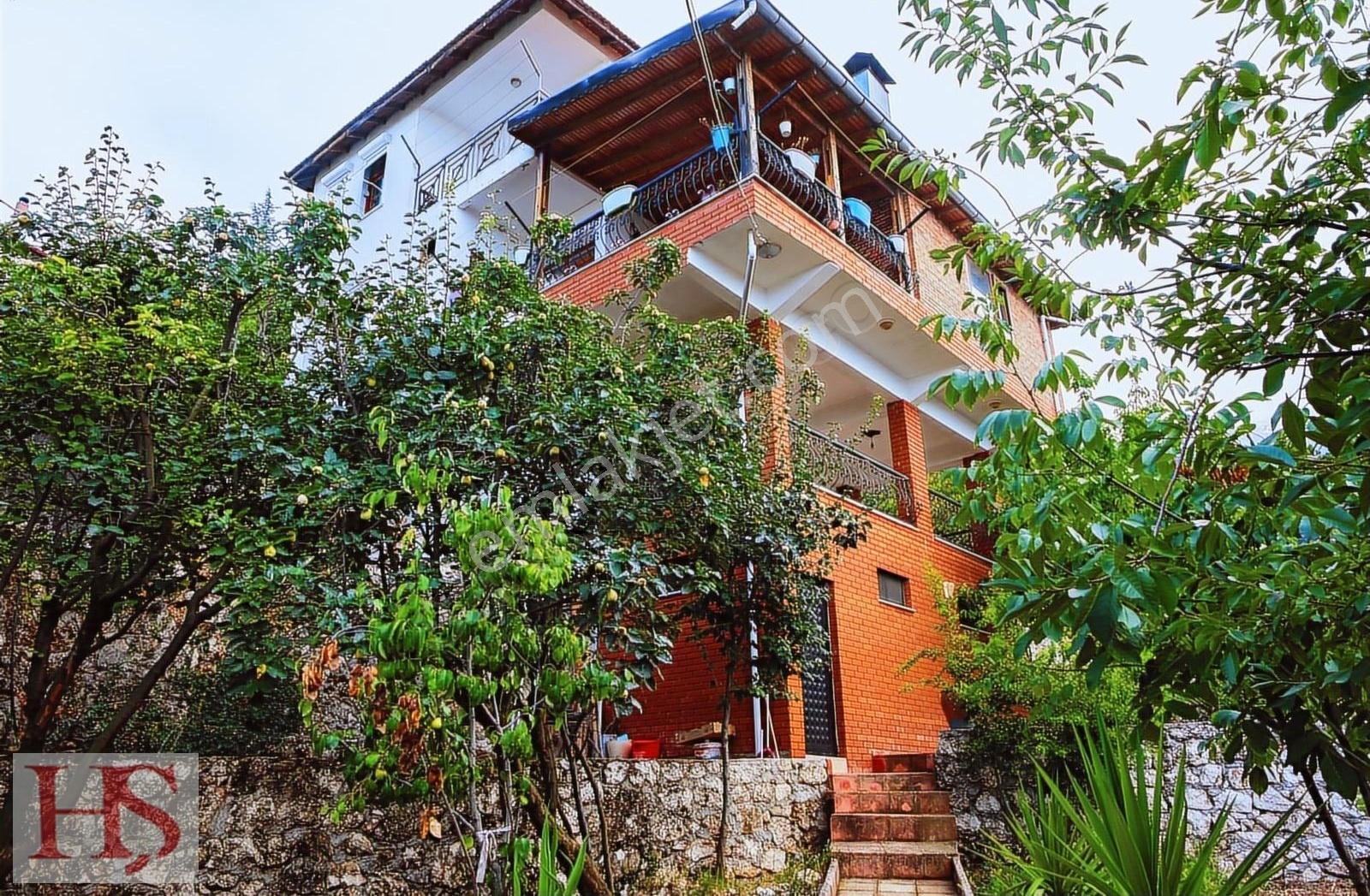 Antalya Konyaaltı Çağlarca'da Panaromik Manzaralı Müstakil Villa - Görsel 9