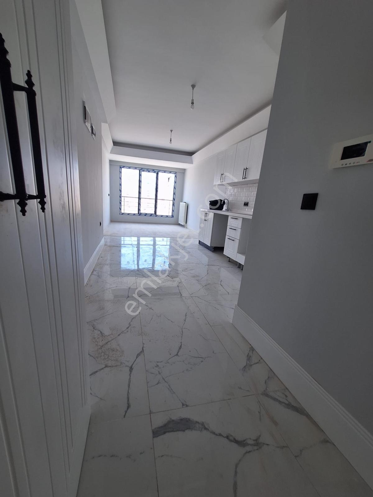 Şehir Hastahanesi Bölgesinde Kiralık Daire - Görsel 13