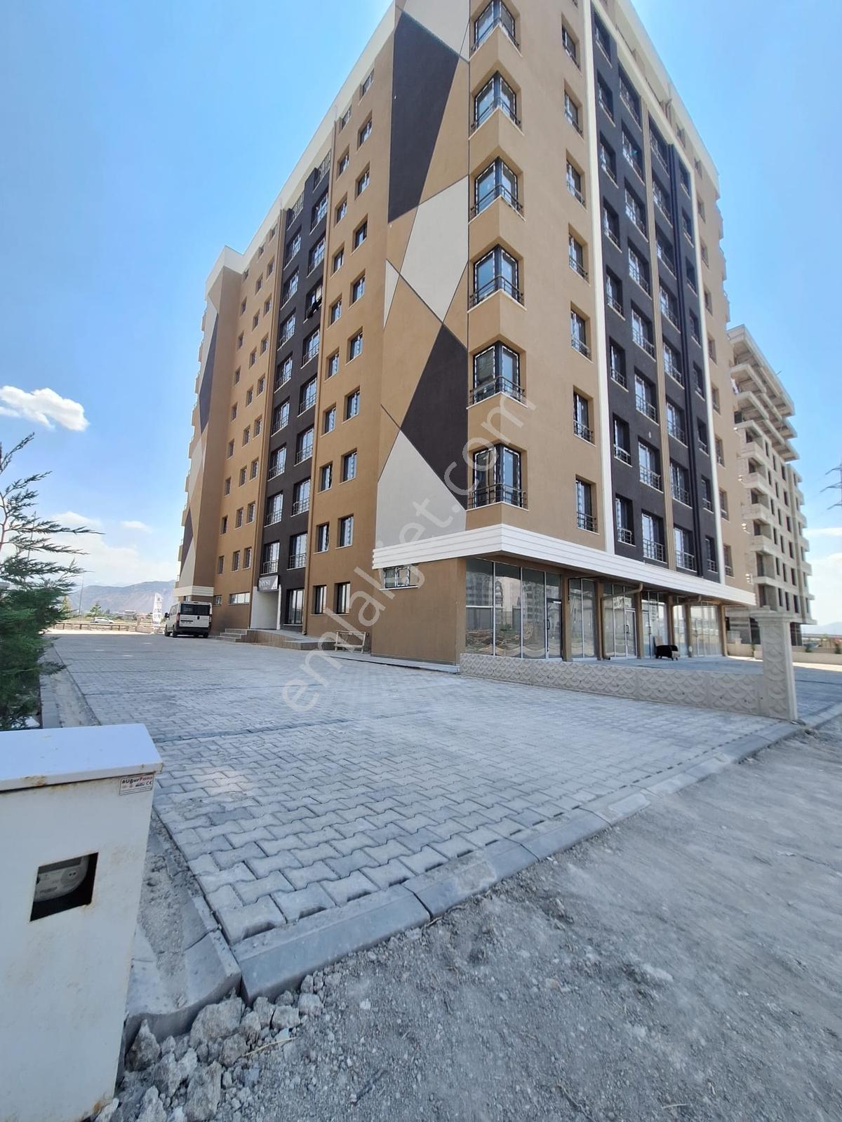 Şehir Hastahanesi Bölgesinde Kiralık Daire