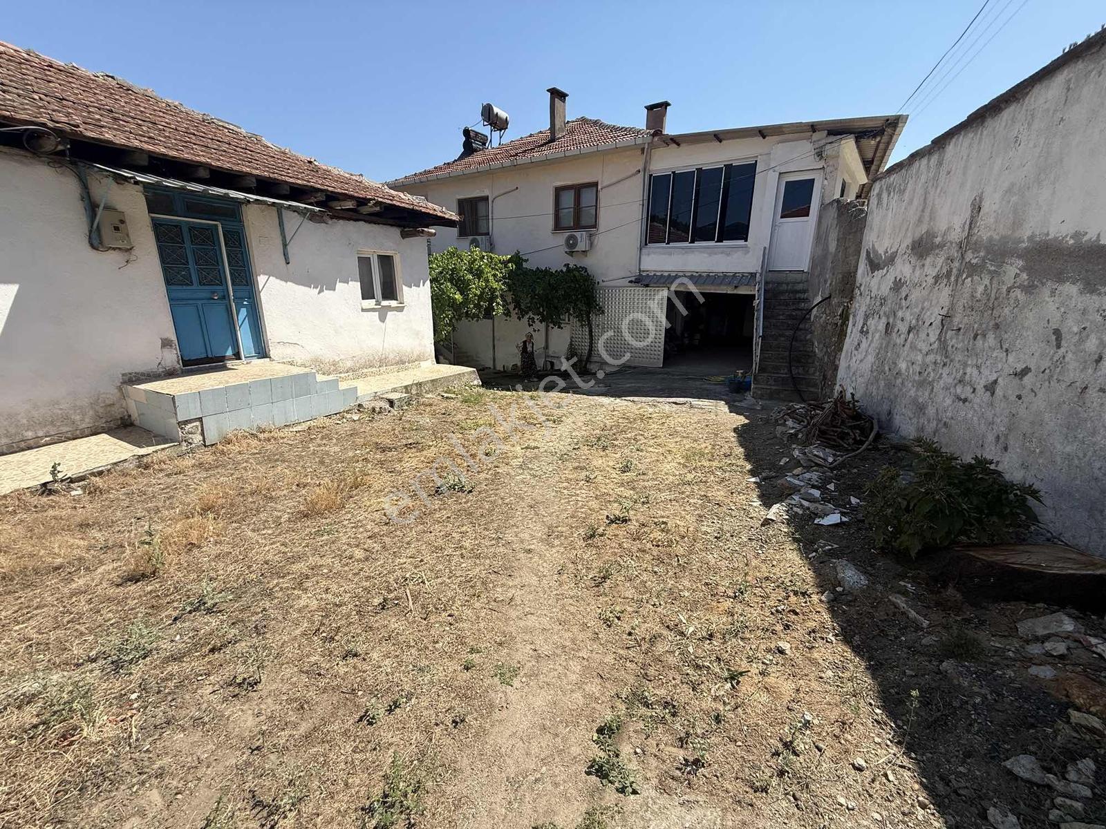 Nova'dan Kepsut Mehmetler De Bahçeli Satılık Köy Evi 516 M² - Görsel 11
