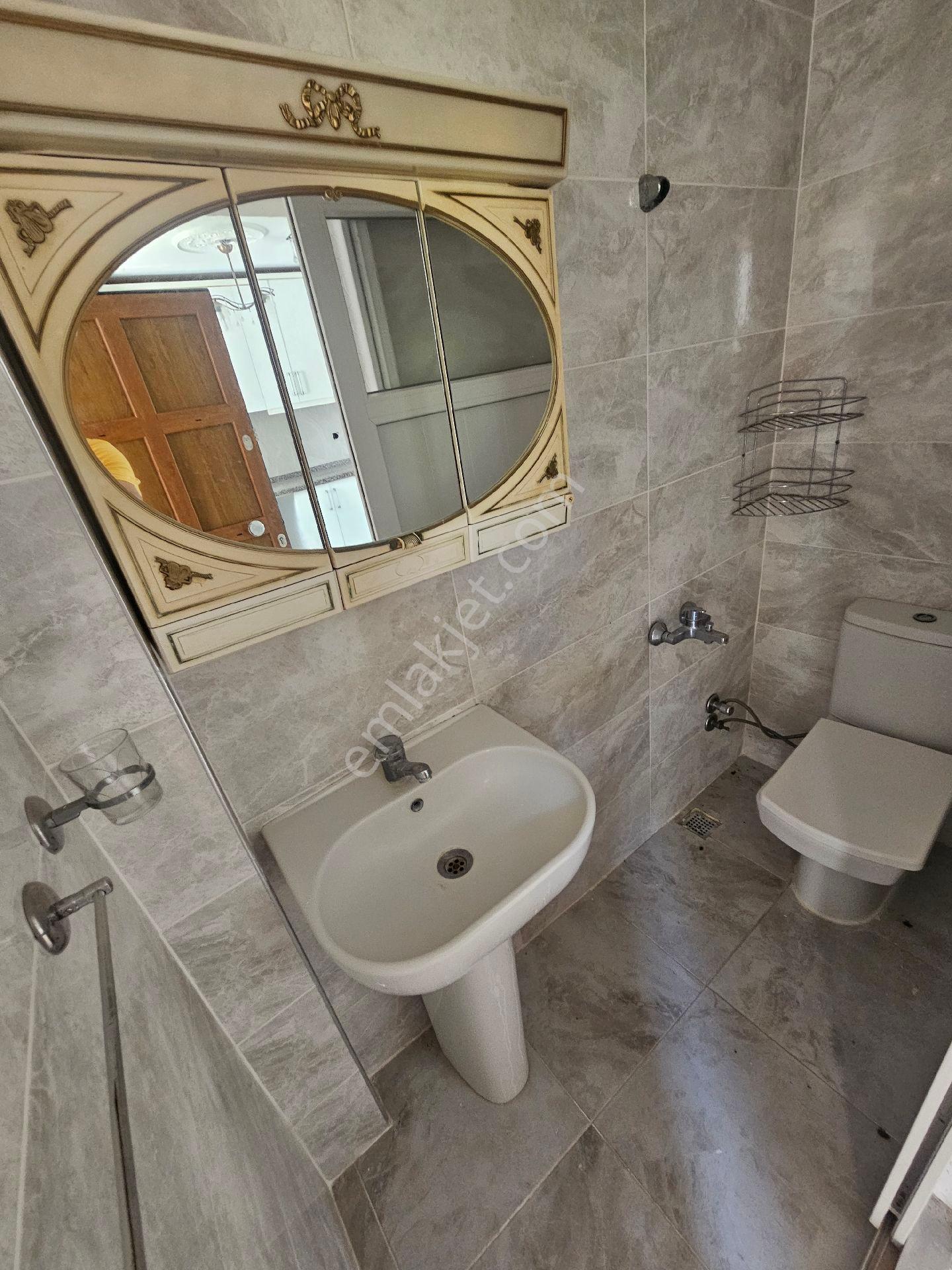 Aydın Didim'de Lüks Sitede Kiralık 4+1 Villa - Görsel 23