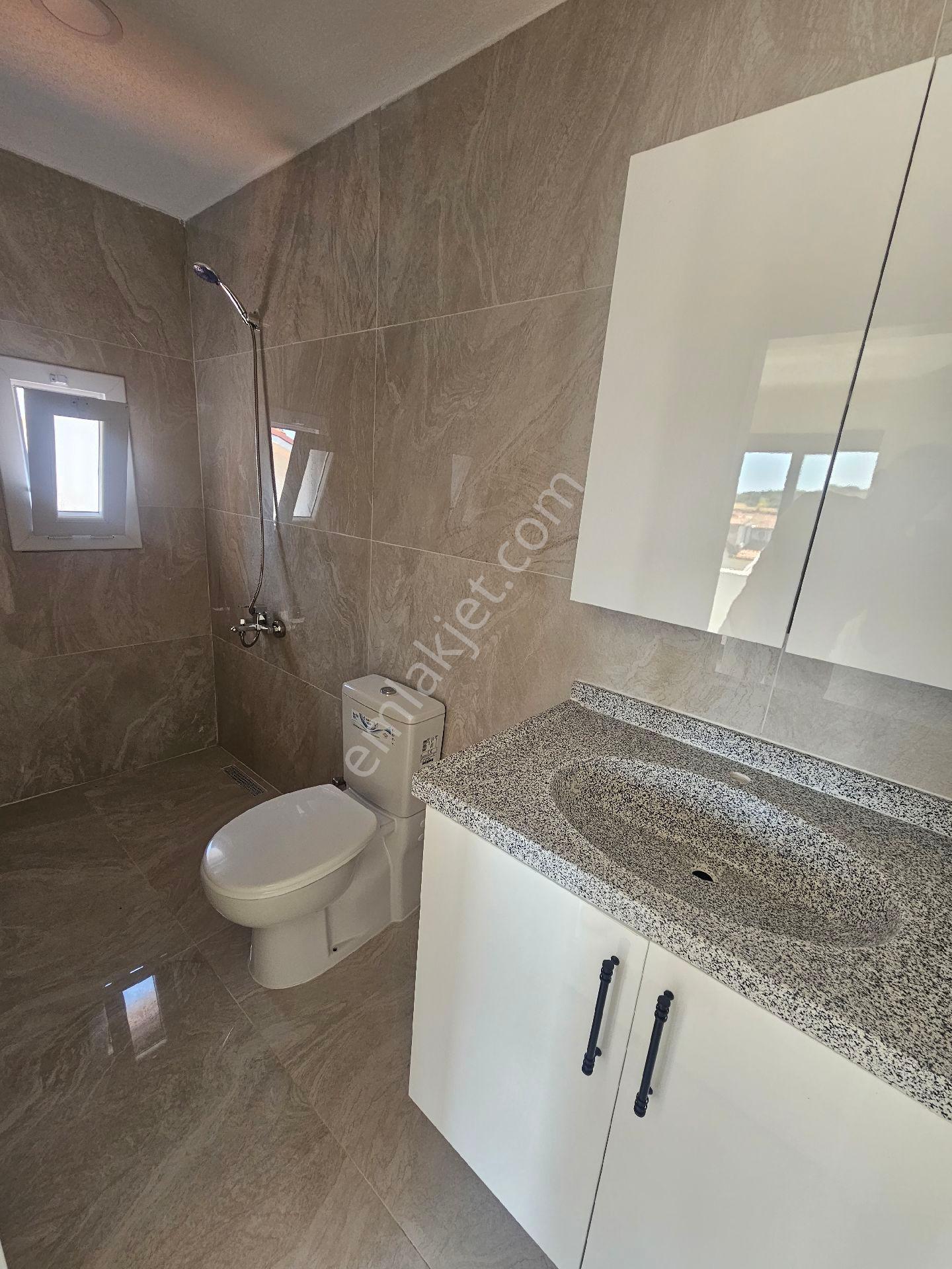 Aydın Didim'de Lüks Sitede Kiralık 4+1 Villa - Görsel 20