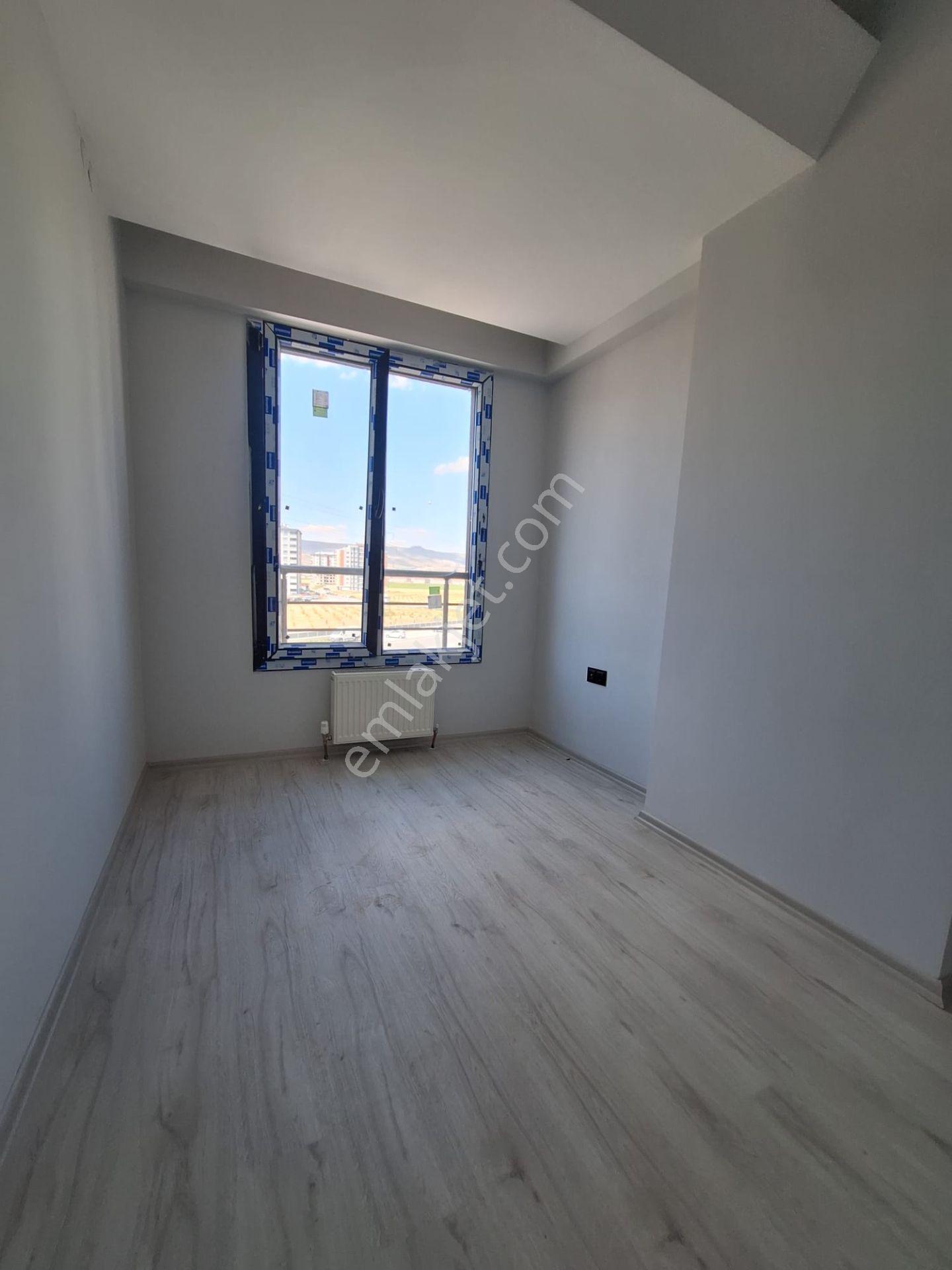 Şehir Hastahanesi Bölgesinde Kiralık Daire - Görsel 15
