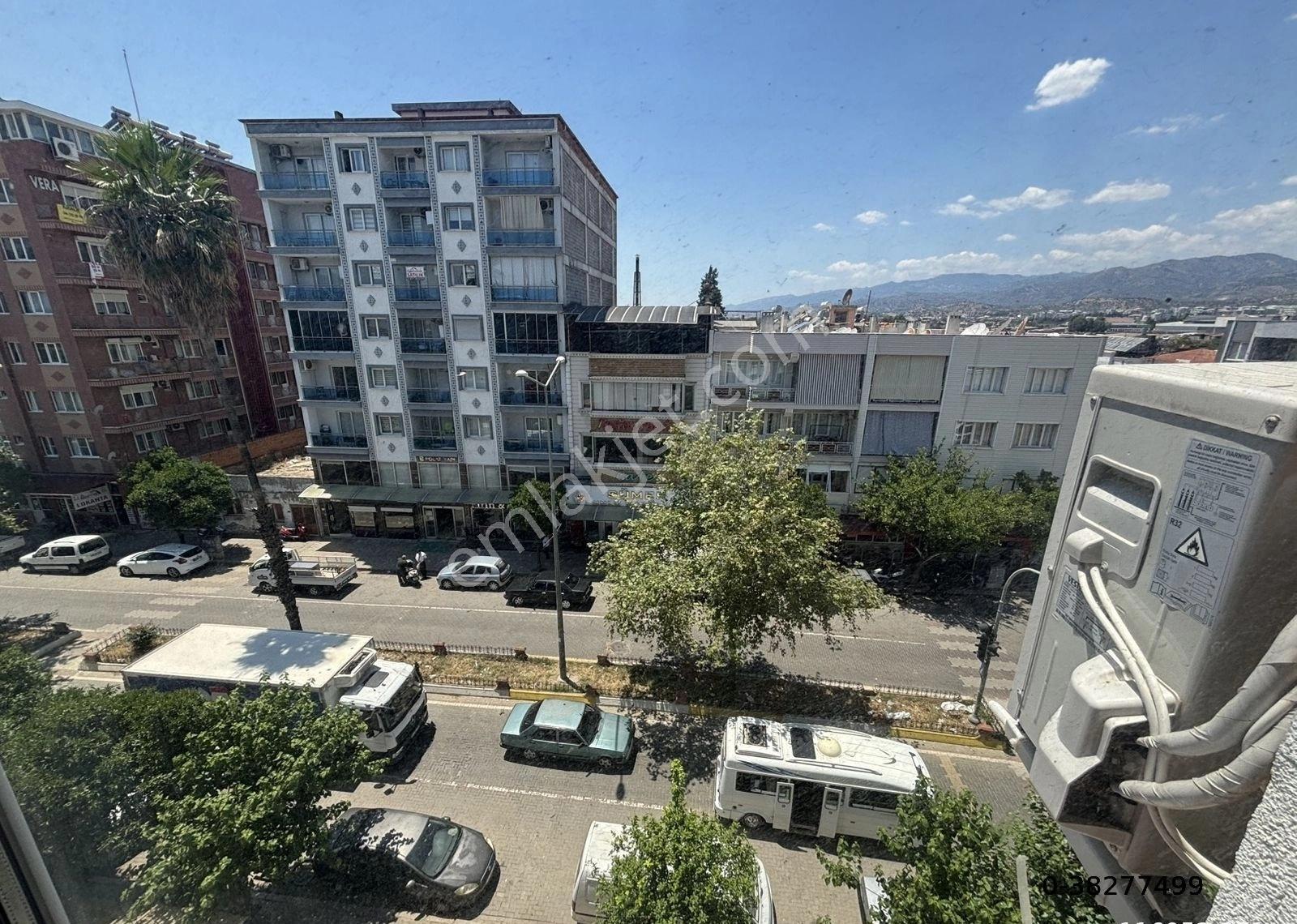 Aydın Nazilli Hürriyet Cd Ana Cadde Üzeri Arakat 1+1 Asansörlü Kiralık Daire - Görsel 2