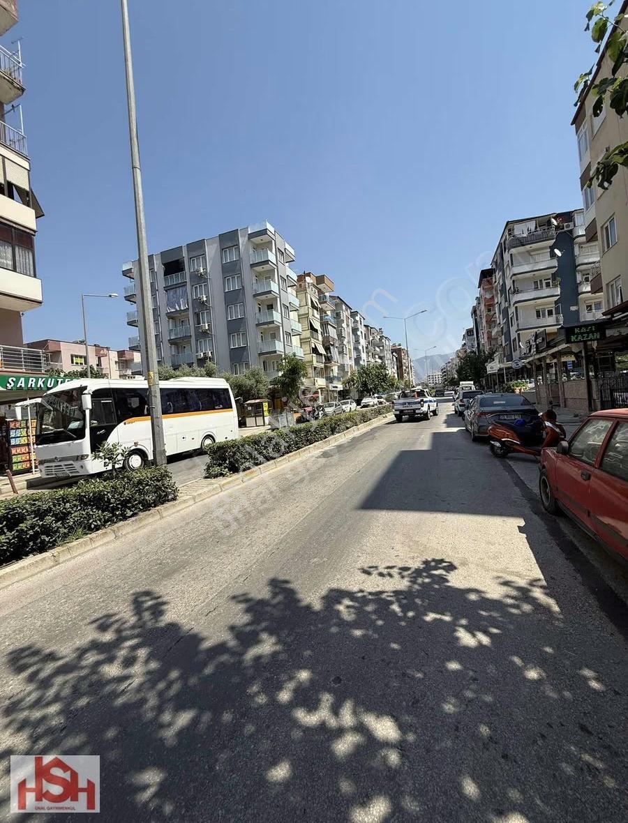 Genev Yolu Üzerin'de Devasa İş Yeri. - Görsel 26