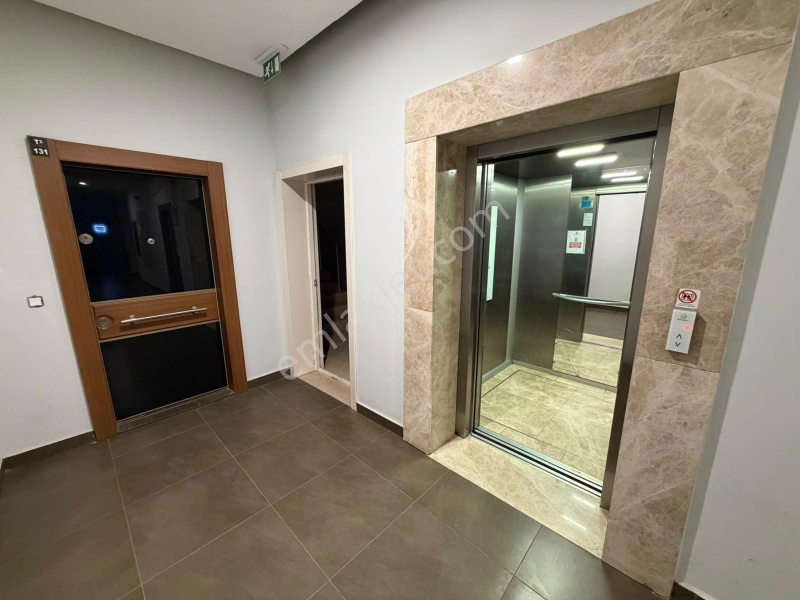 Bahçeşehir Bahçekent Flora Sitesinde Çok Amaçlı Teraslı Satılık - Görsel 8